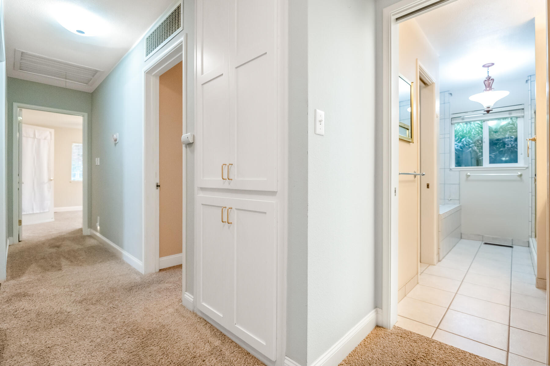 345 N Todd St, Visalia, CA 93291