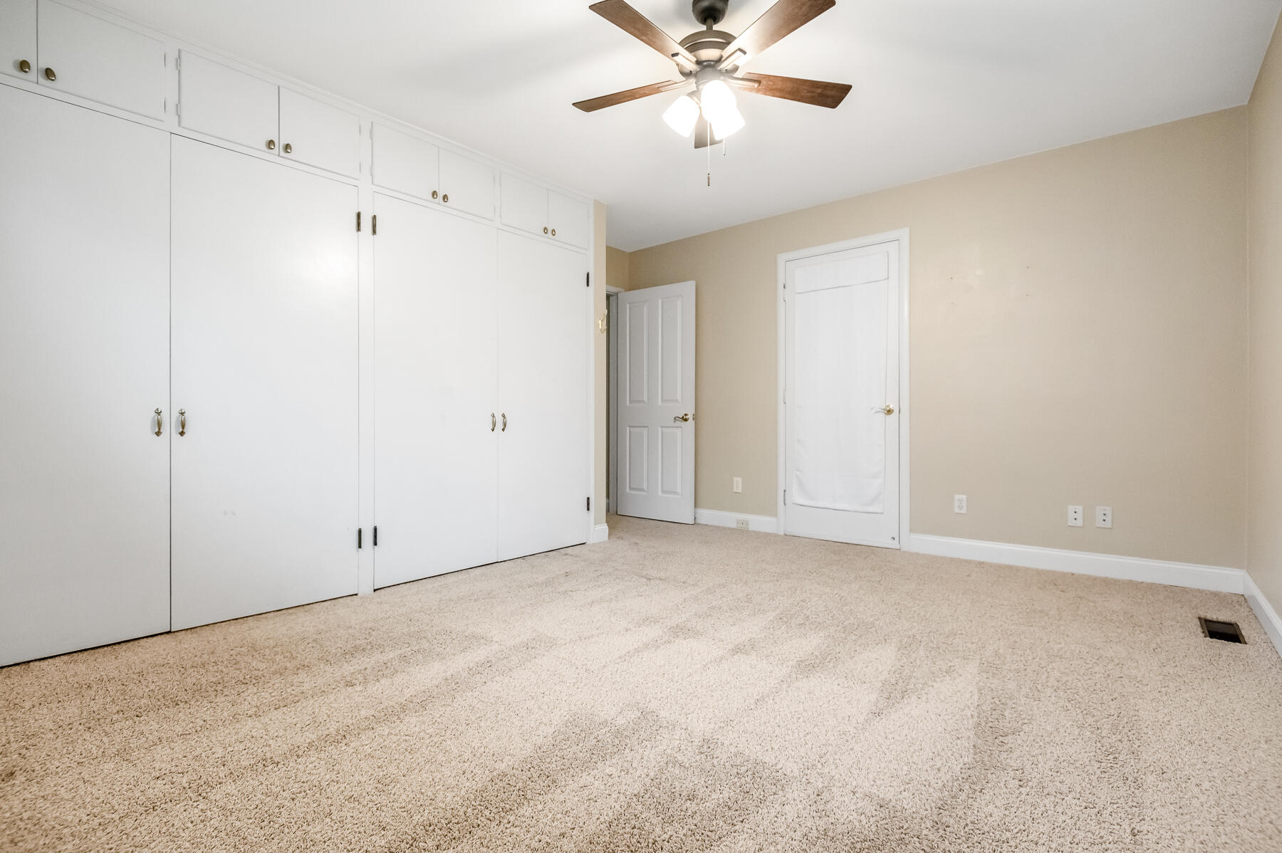 345 N Todd St, Visalia, CA 93291