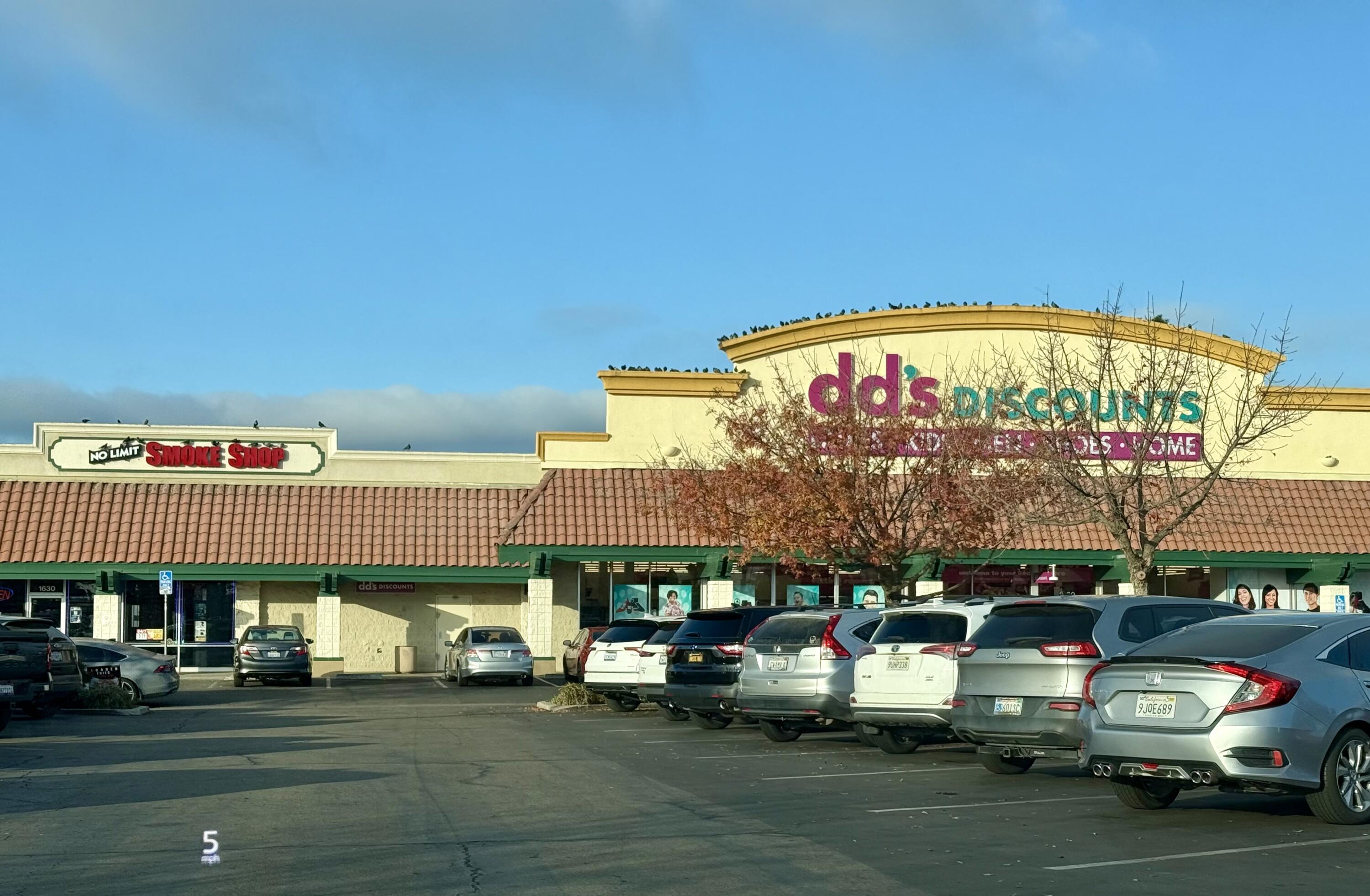 1514 Manning Ave, Reedley, CA 93654