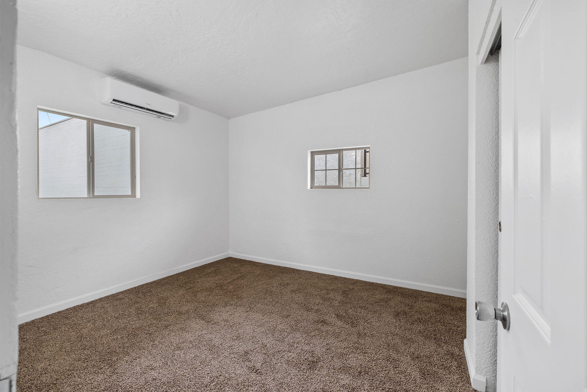 321 NW 3rd Ave, Visalia, CA 93291