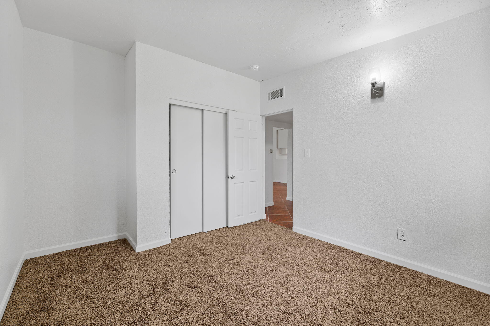 321 NW 3rd Ave, Visalia, CA 93291