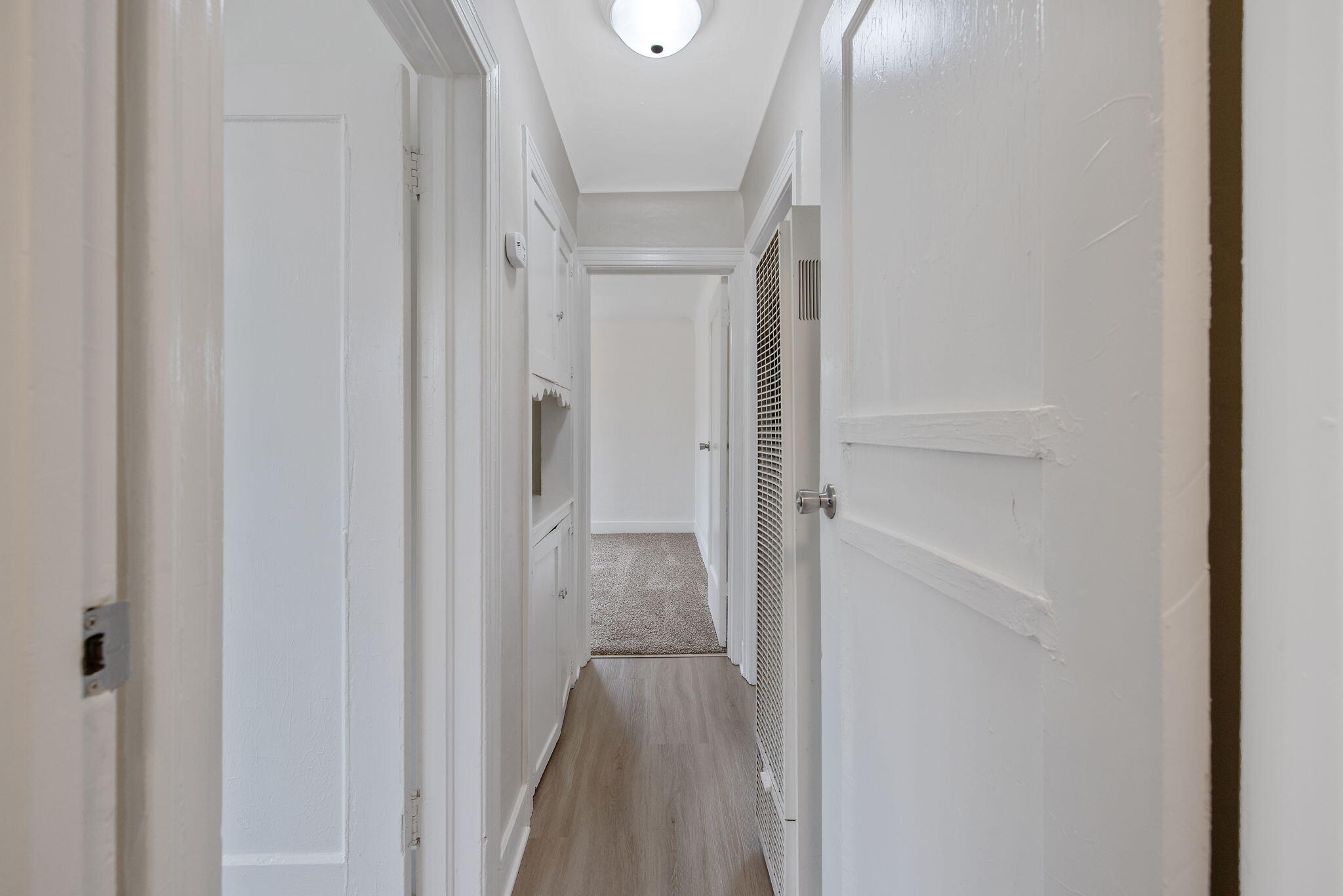 125 N Hicks St #B, Visalia, CA 93291