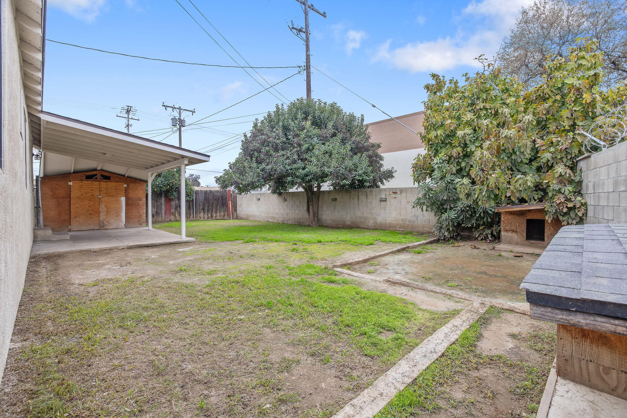 125 N Hicks St #B, Visalia, CA 93291