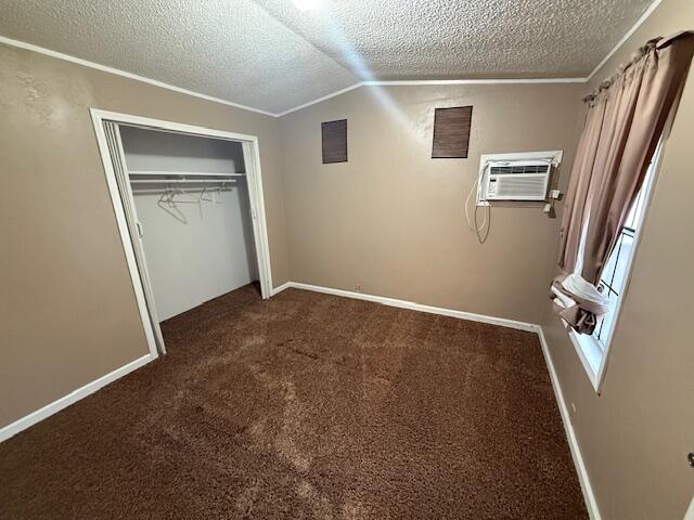 320 N Blackstone St #14, Tulare, CA 93274