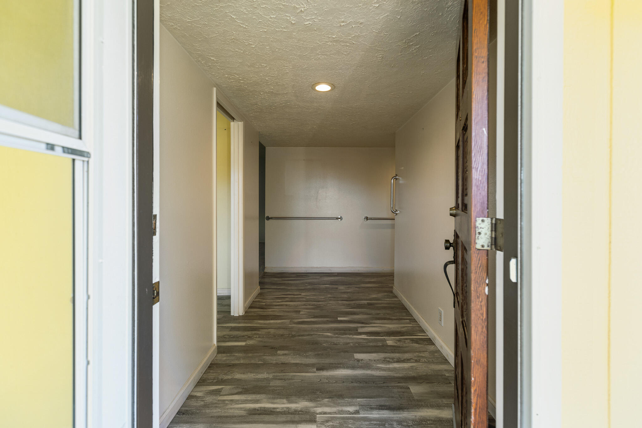 34622 La Paloma Dr, Springville, CA 93265