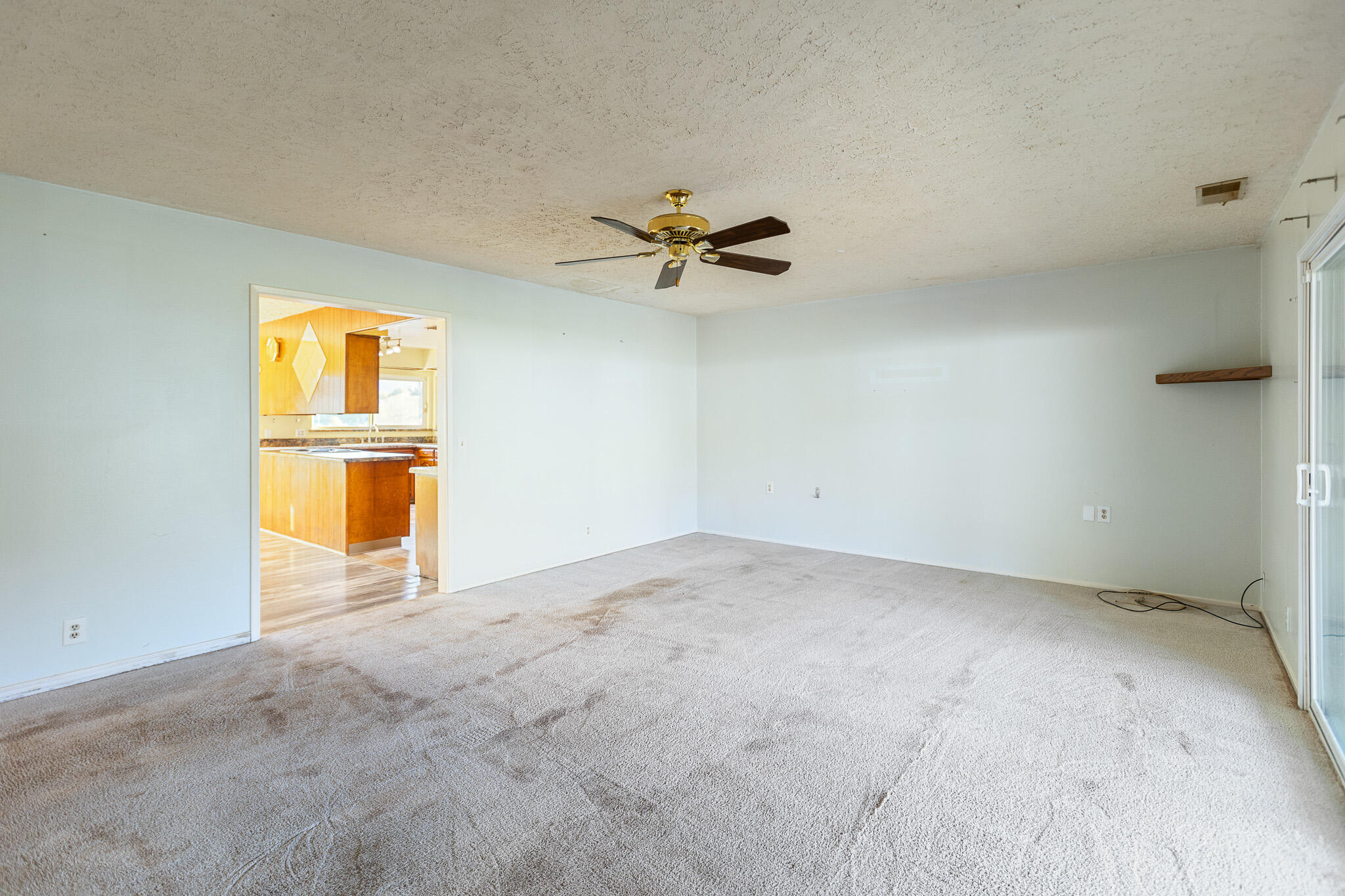 34622 La Paloma Dr, Springville, CA 93265