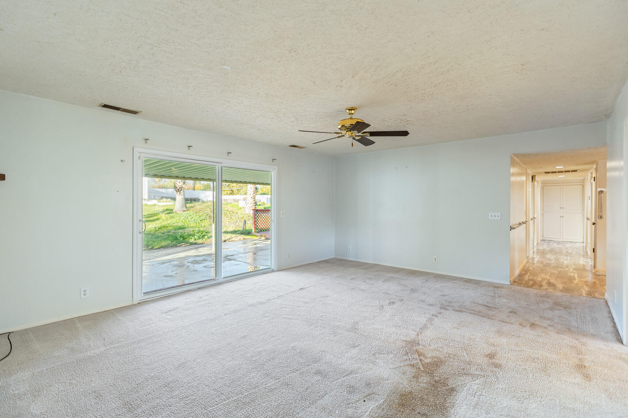 34622 La Paloma Dr, Springville, CA 93265