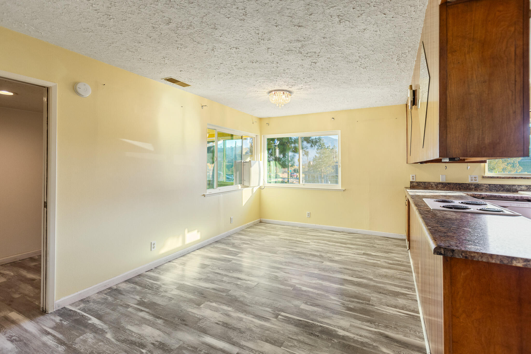 34622 La Paloma Dr, Springville, CA 93265