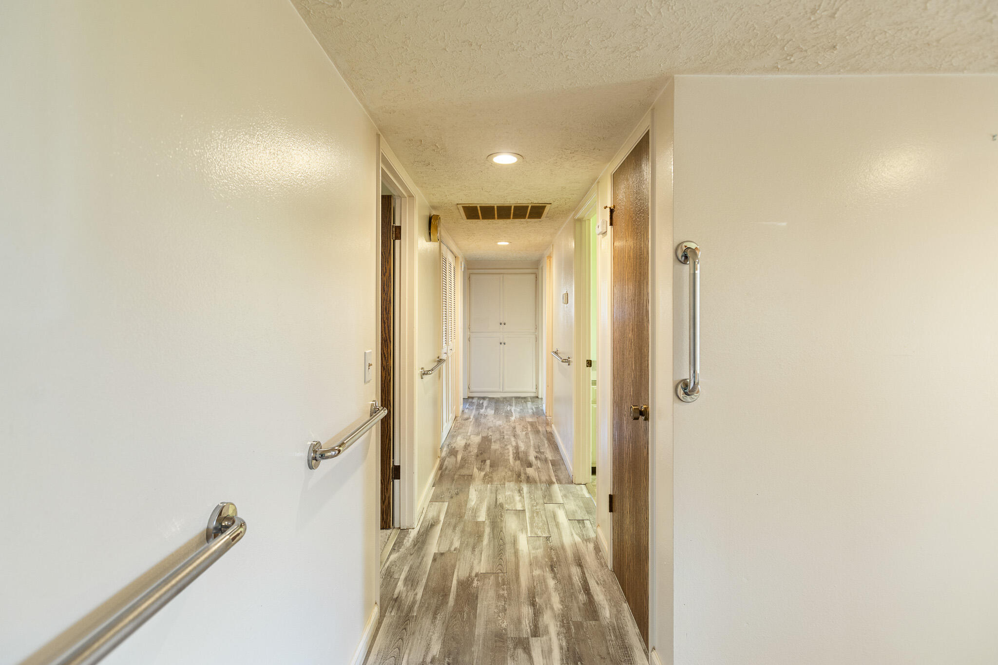 34622 La Paloma Dr, Springville, CA 93265