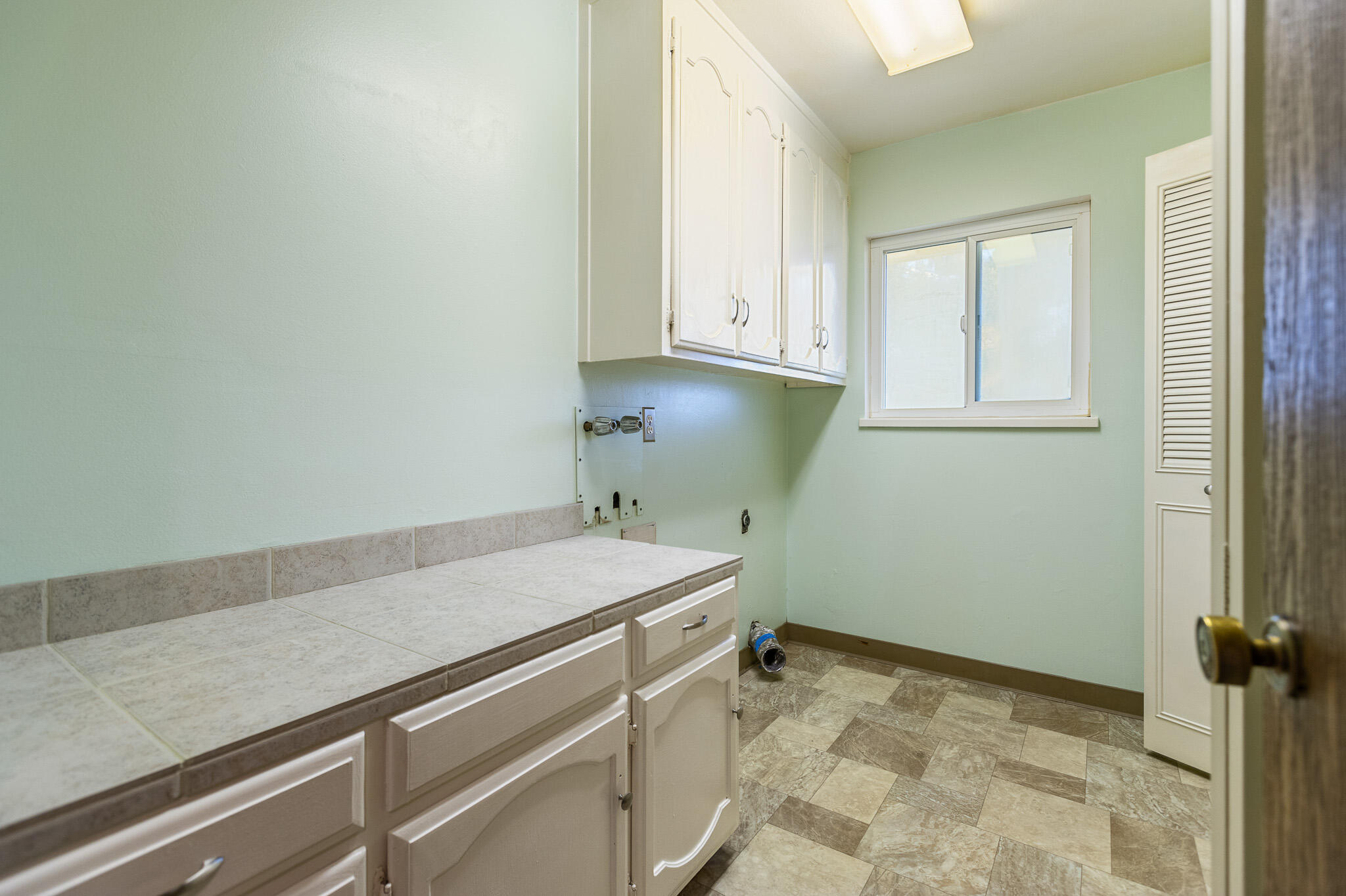 34622 La Paloma Dr, Springville, CA 93265