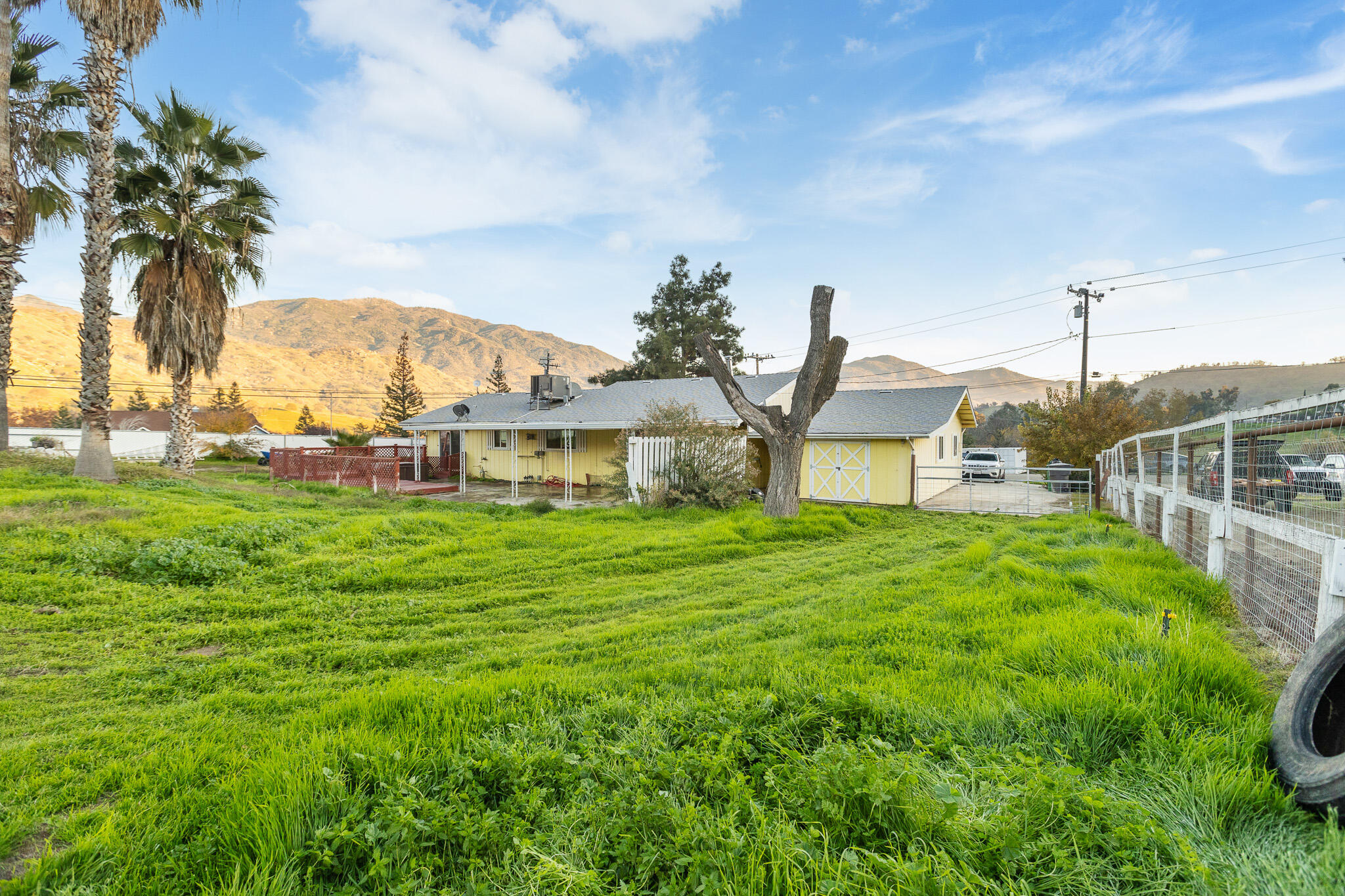 34622 La Paloma Dr, Springville, CA 93265