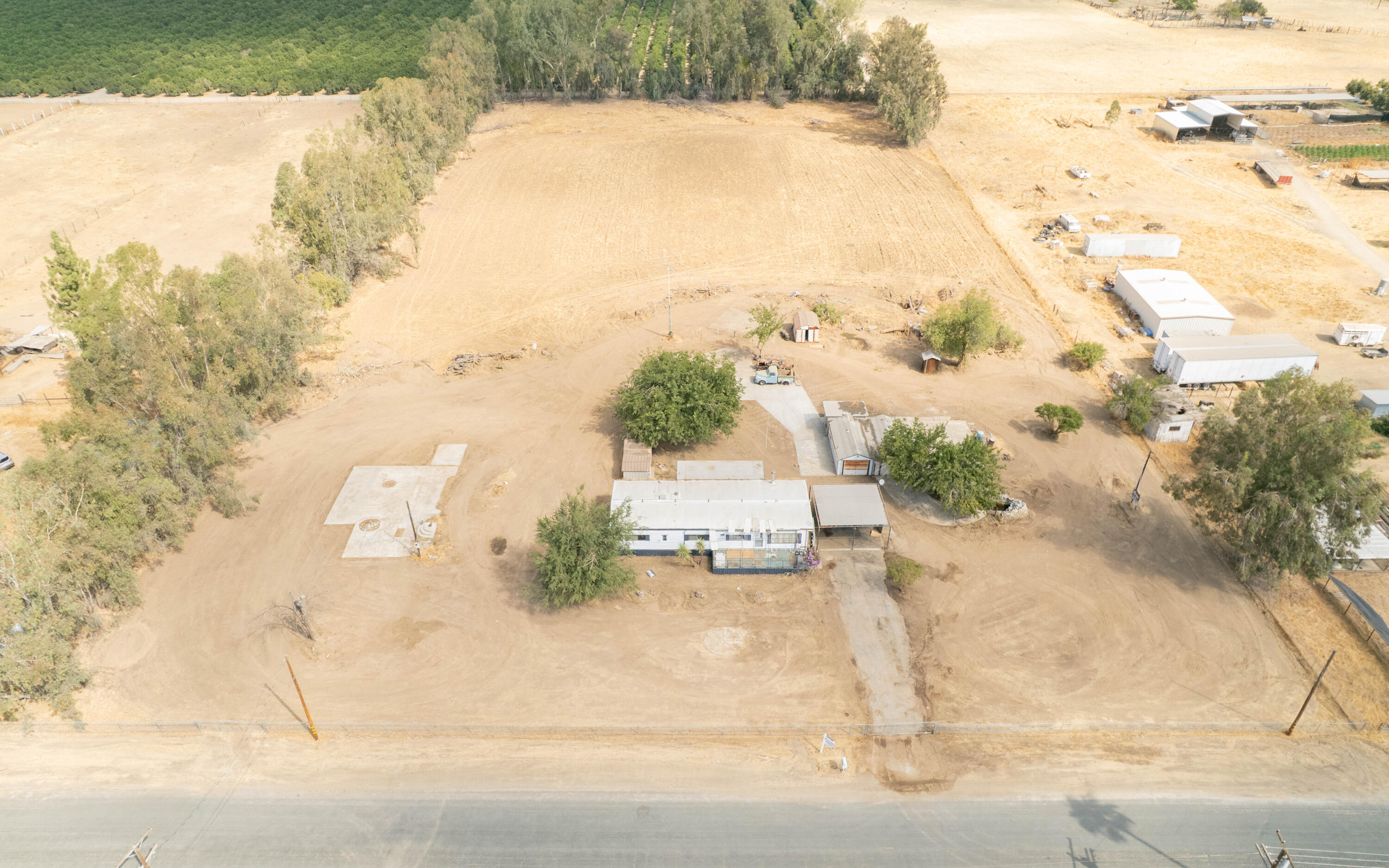 610 Hemlock Ave, Porterville, CA 93257