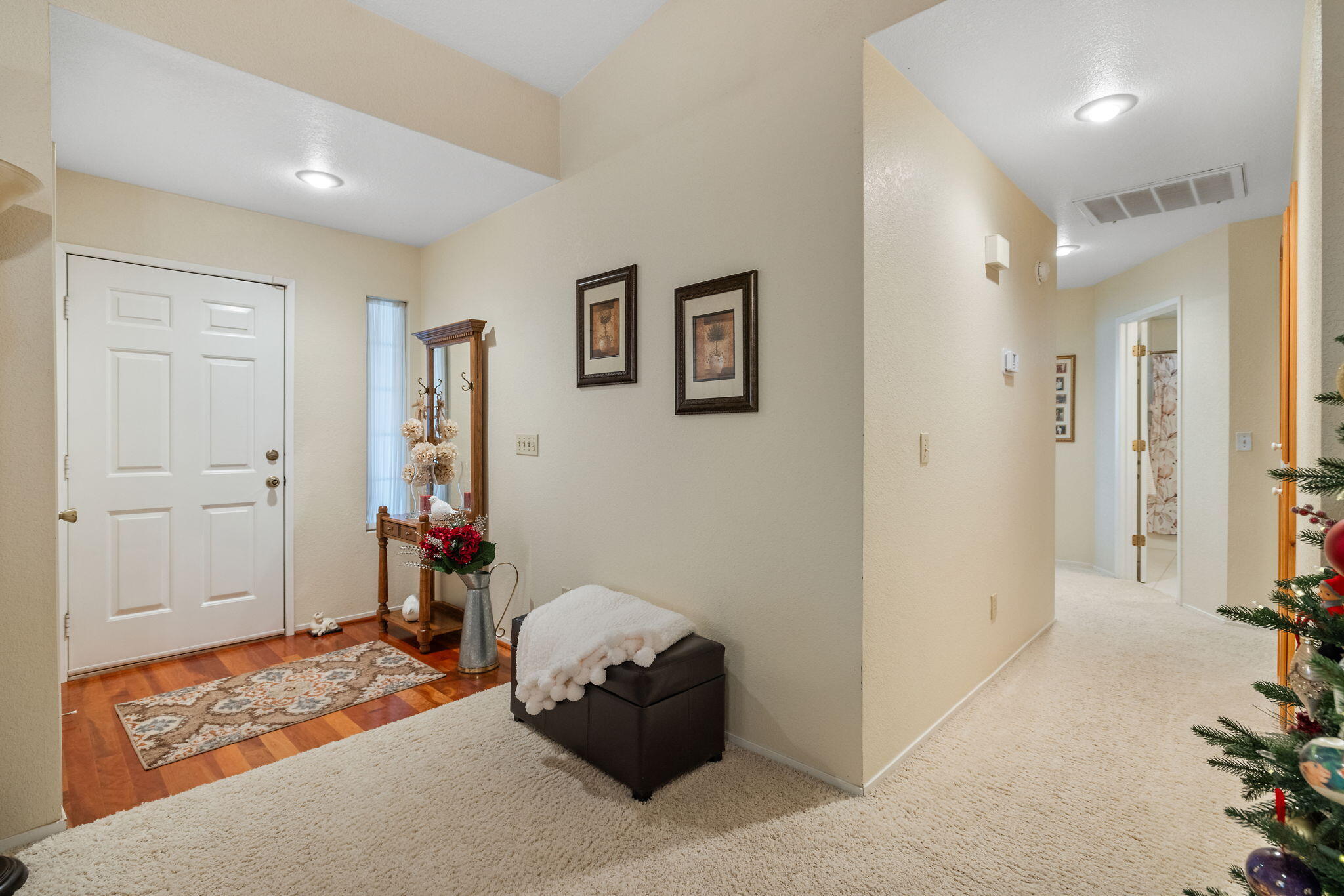 615 N Orange Ave, Exeter, CA 93221