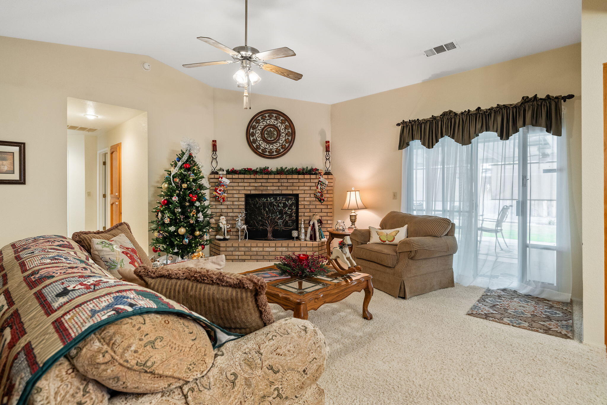 615 N Orange Ave, Exeter, CA 93221