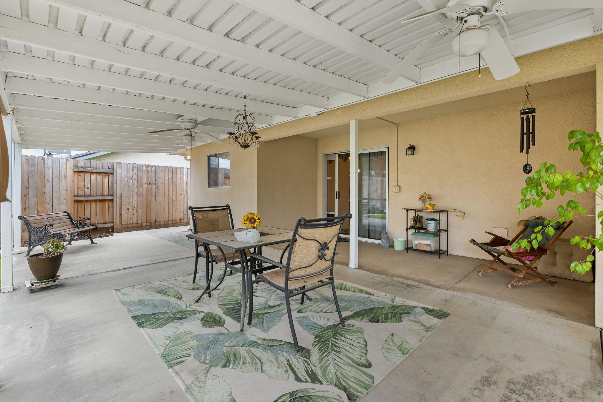 615 N Orange Ave, Exeter, CA 93221