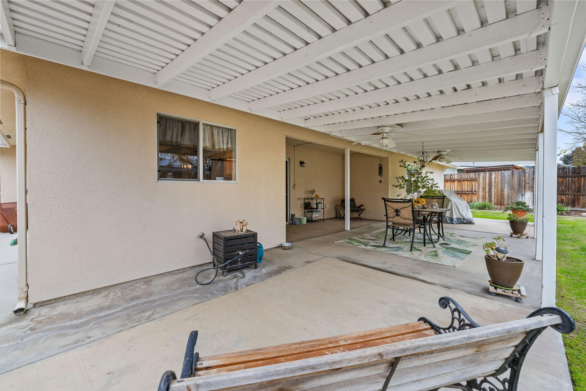 615 N Orange Ave, Exeter, CA 93221