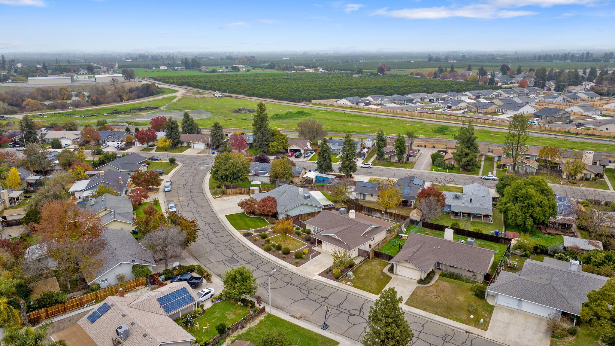 615 N Orange Ave, Exeter, CA 93221