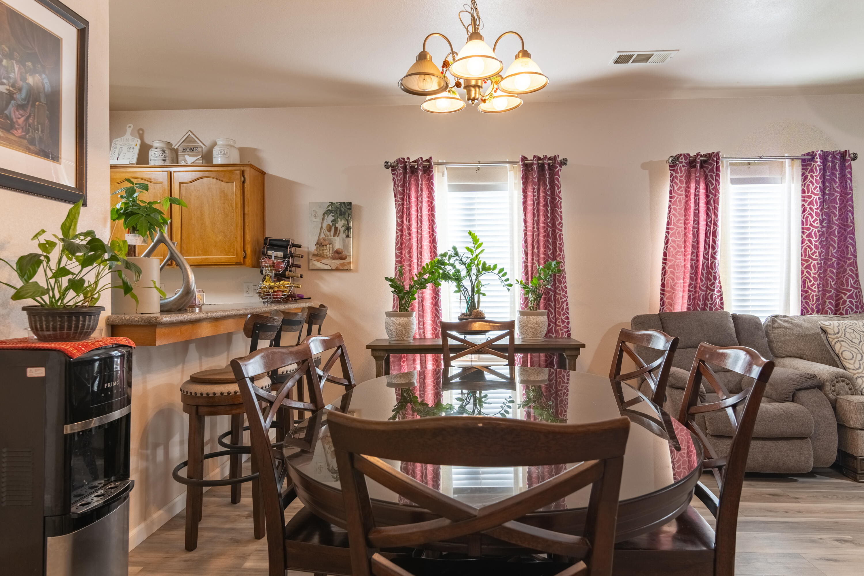 209 S Belmont St, Delano, CA 93215