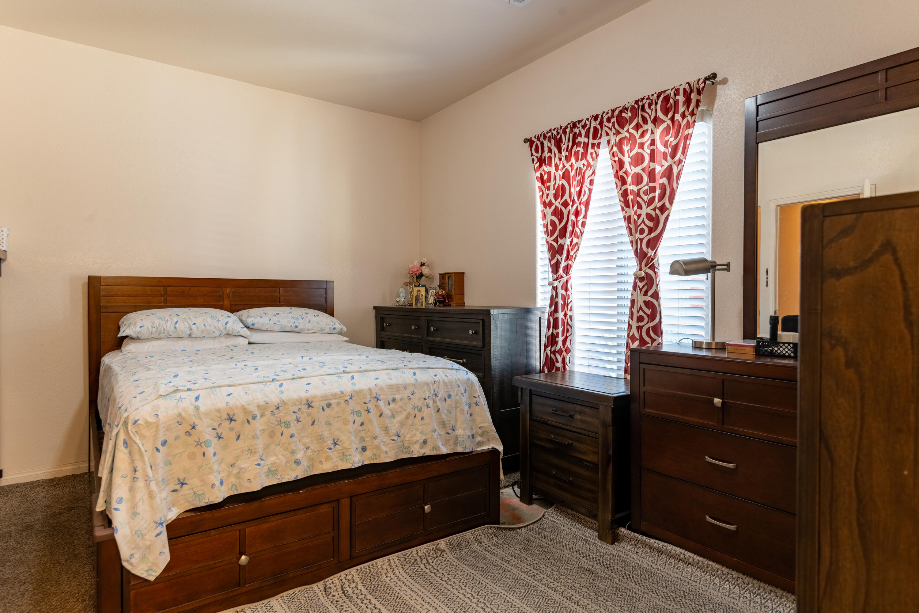 209 S Belmont St, Delano, CA 93215