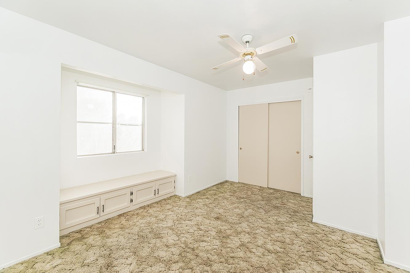 665 Ramblewood Ct, Dinuba, CA 93618