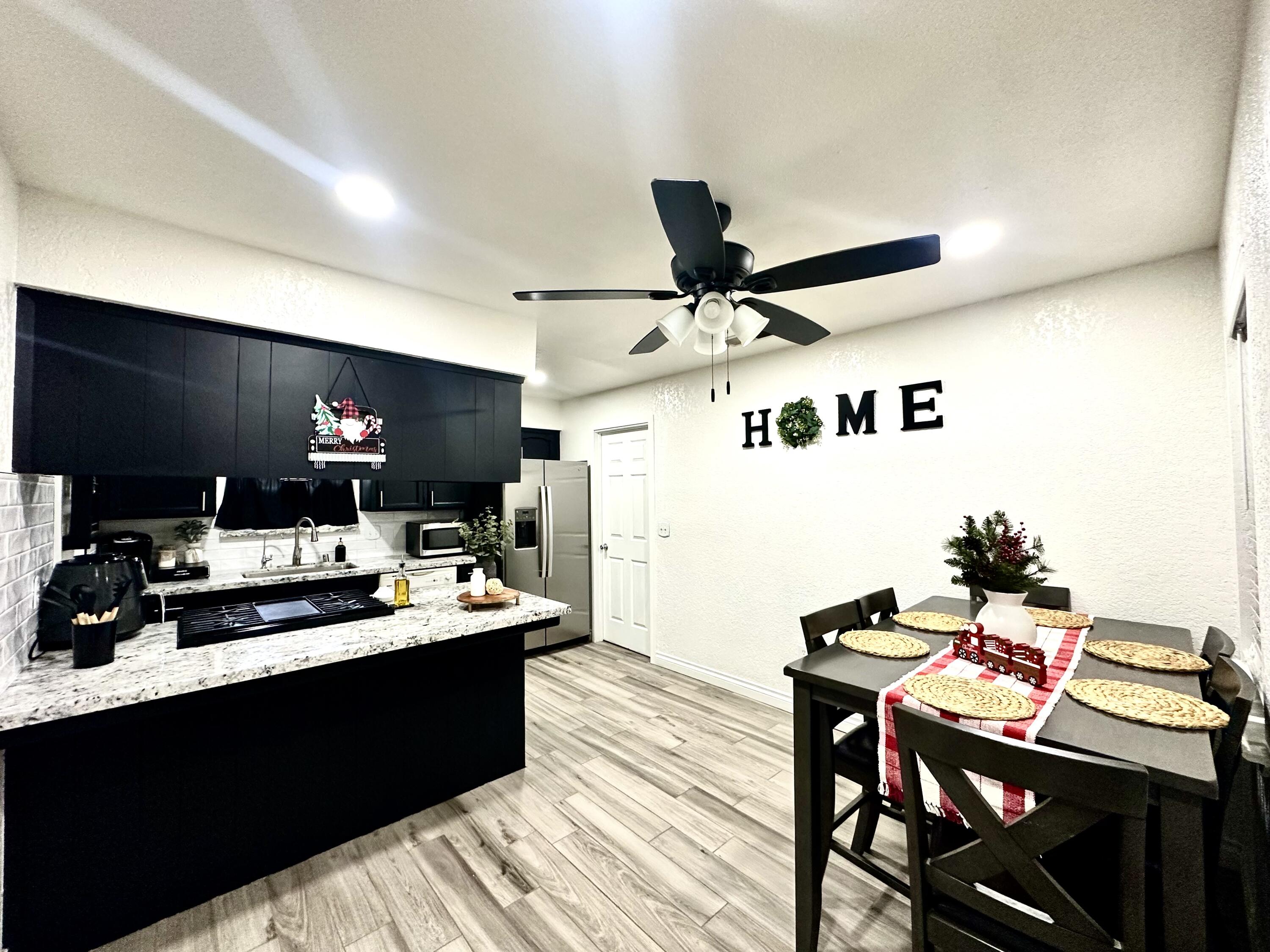 1060 W Thurman Ave, Porterville, CA 93257