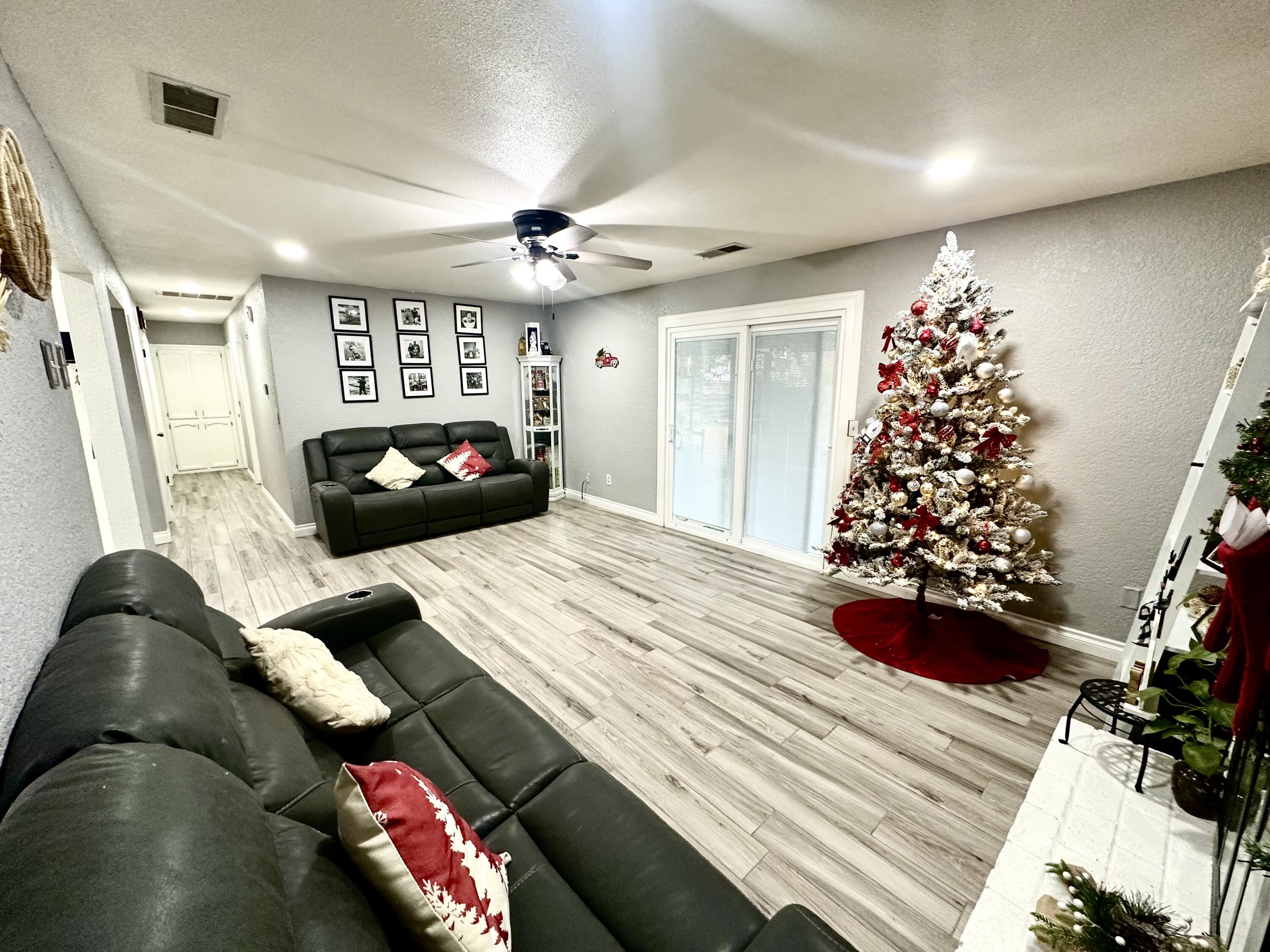 1060 W Thurman Ave, Porterville, CA 93257