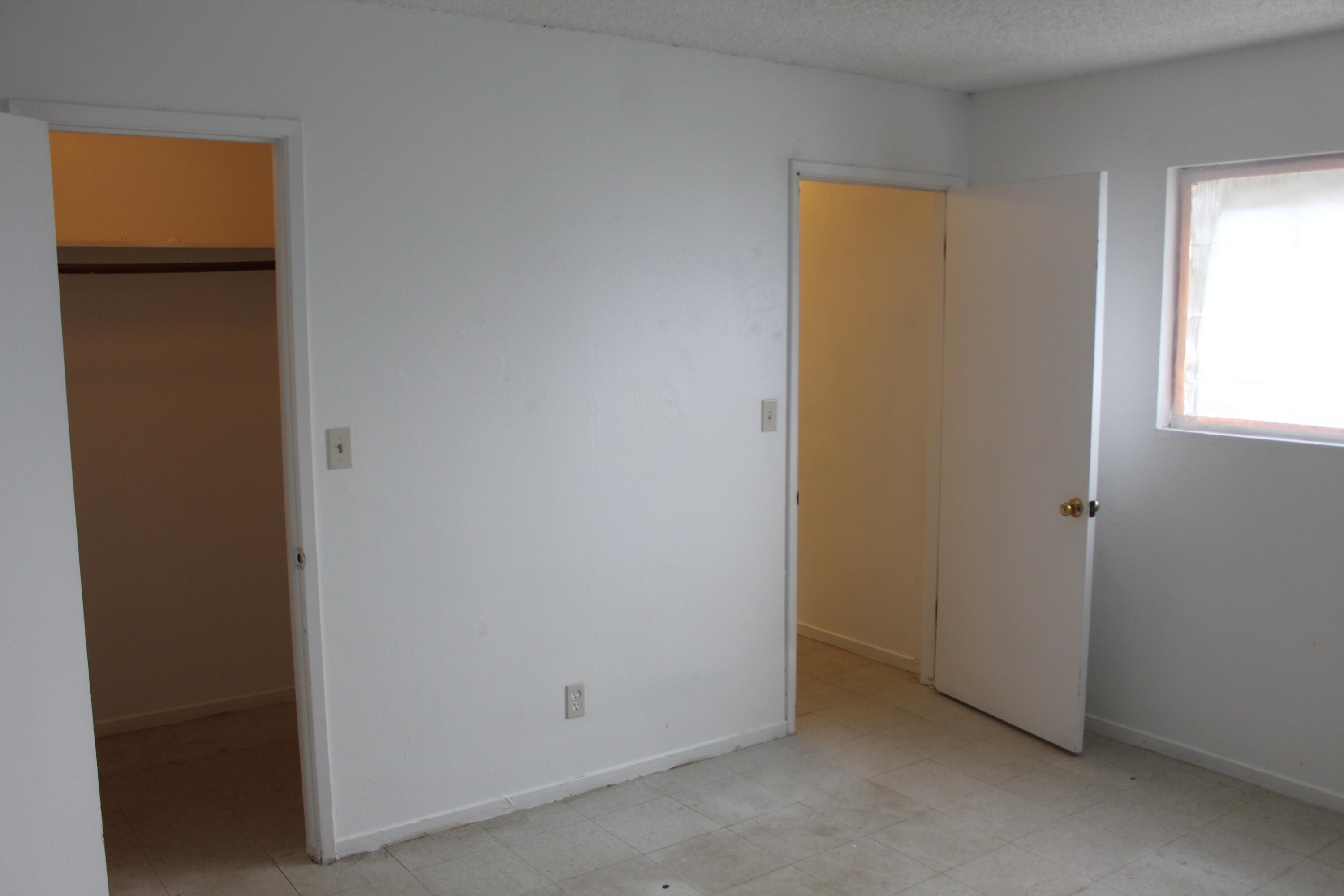 389 S Cornell St, Porterville, CA 93257