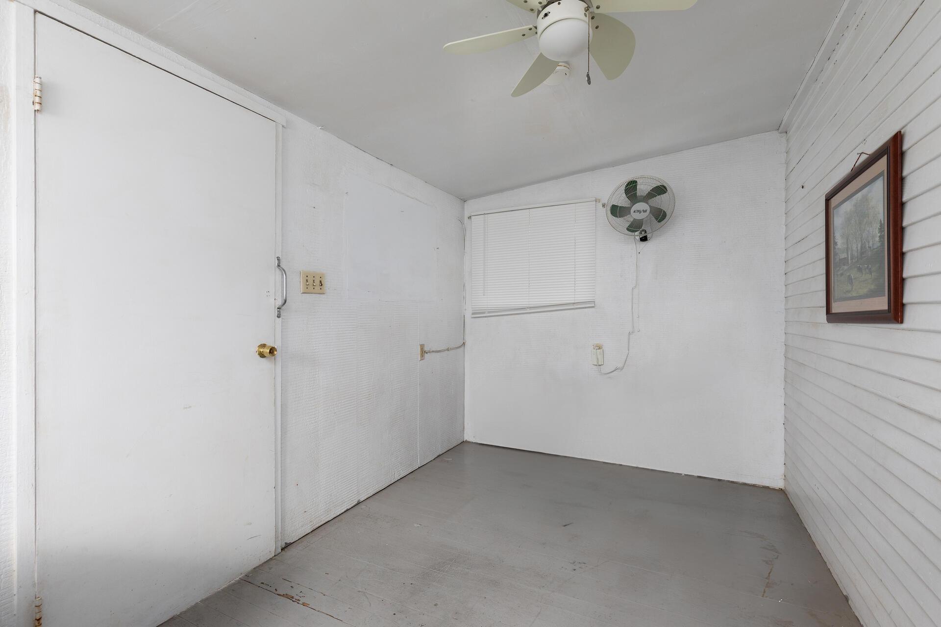 1044 S Hope Ave, Reedley, CA 93654