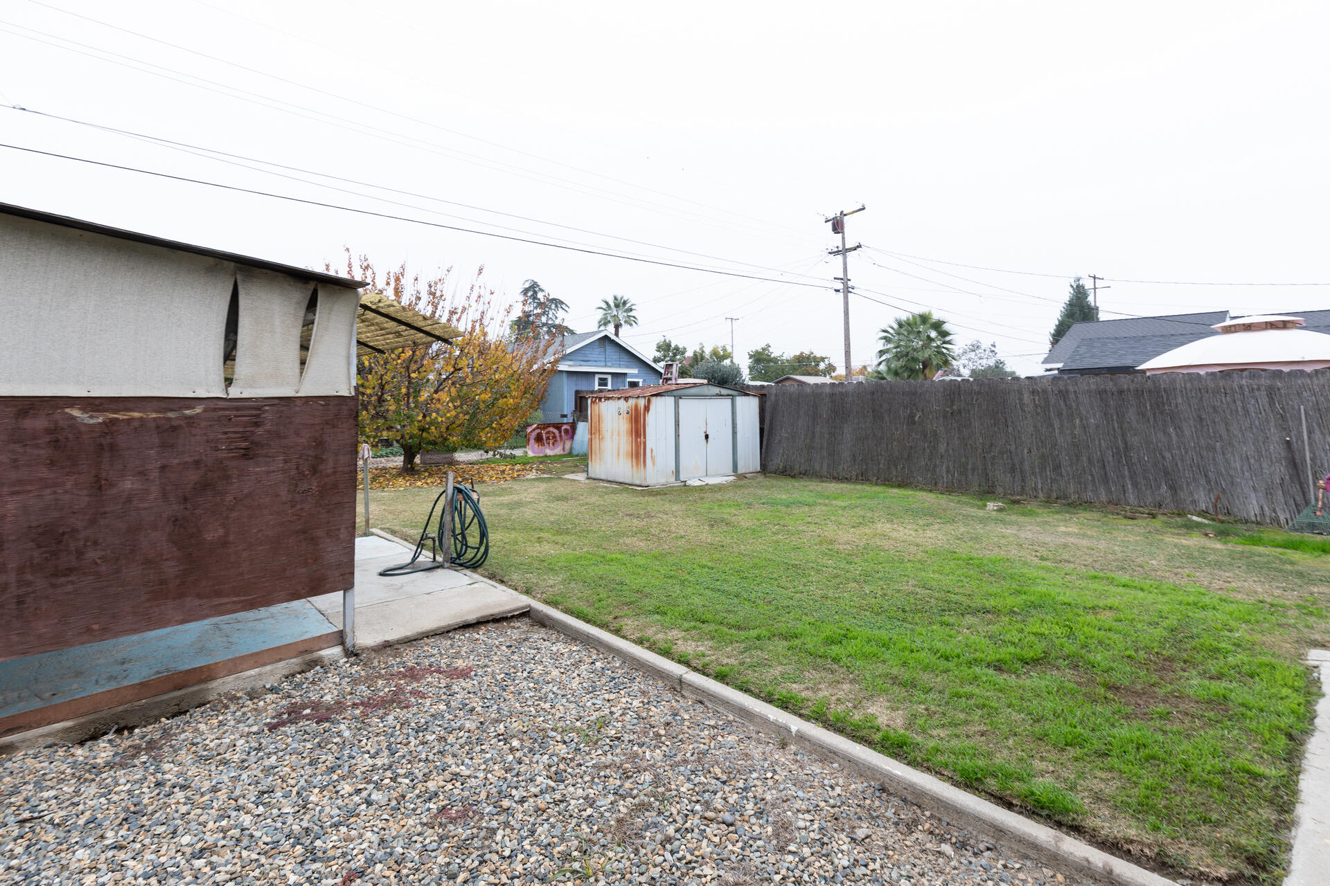 1044 S Hope Ave, Reedley, CA 93654