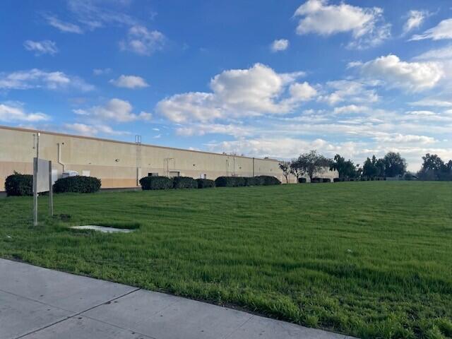 1425 E Henderson Ave, Porterville, CA 93257