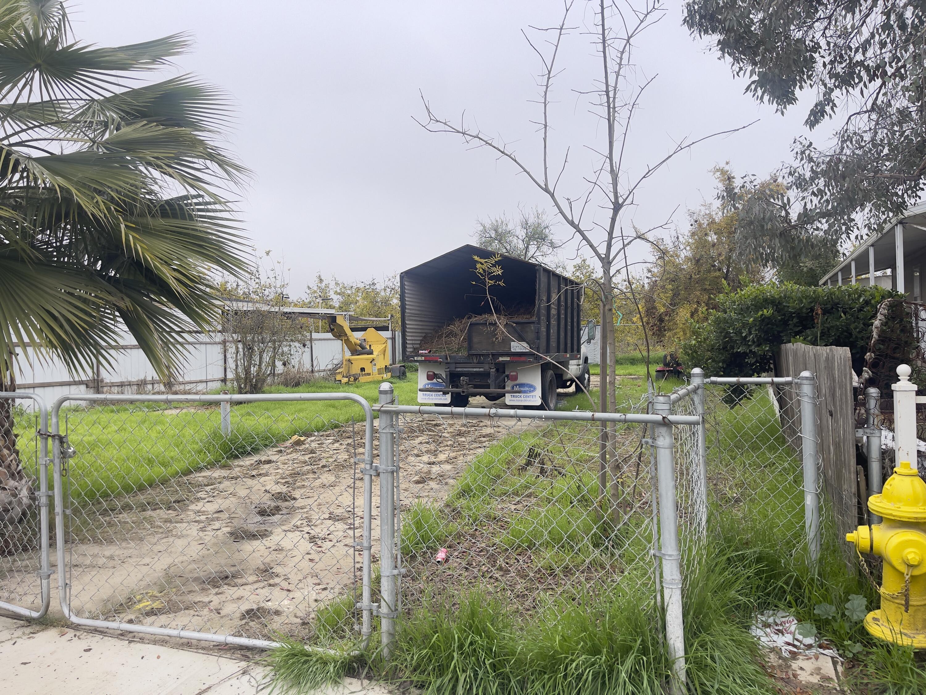 632 S Avery Ave, Farmersville, CA 93223