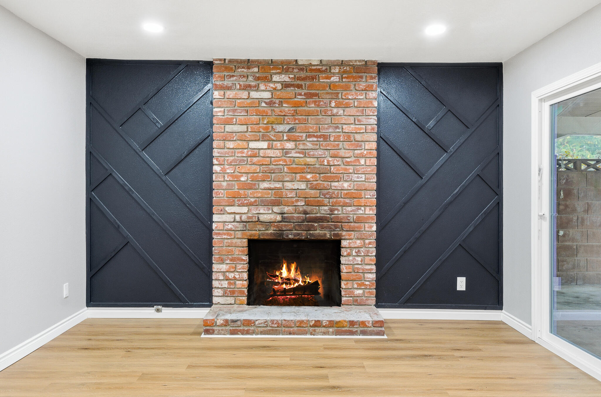 3311 W Sue Ave, Visalia, CA 93277