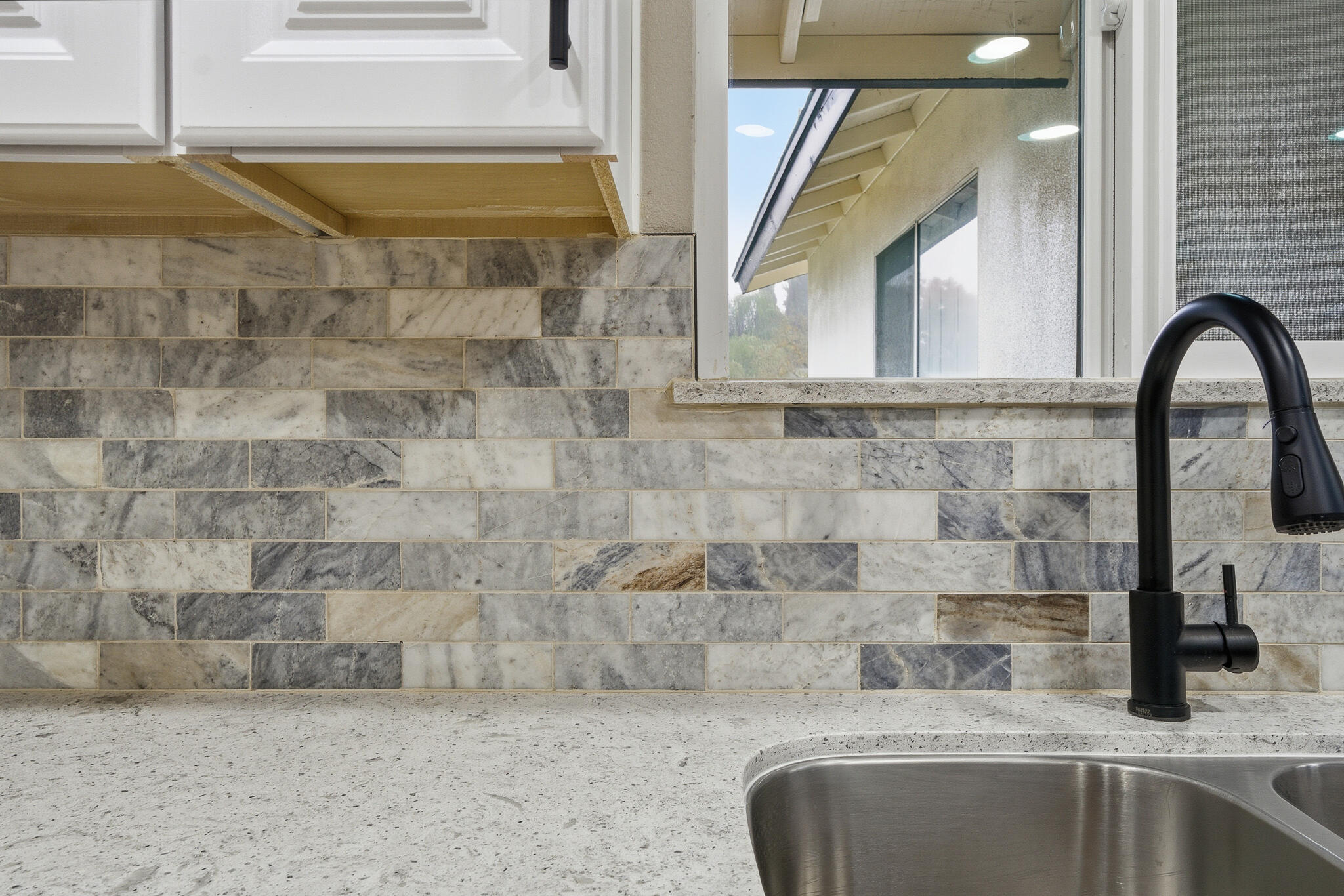 3311 W Sue Ave, Visalia, CA 93277