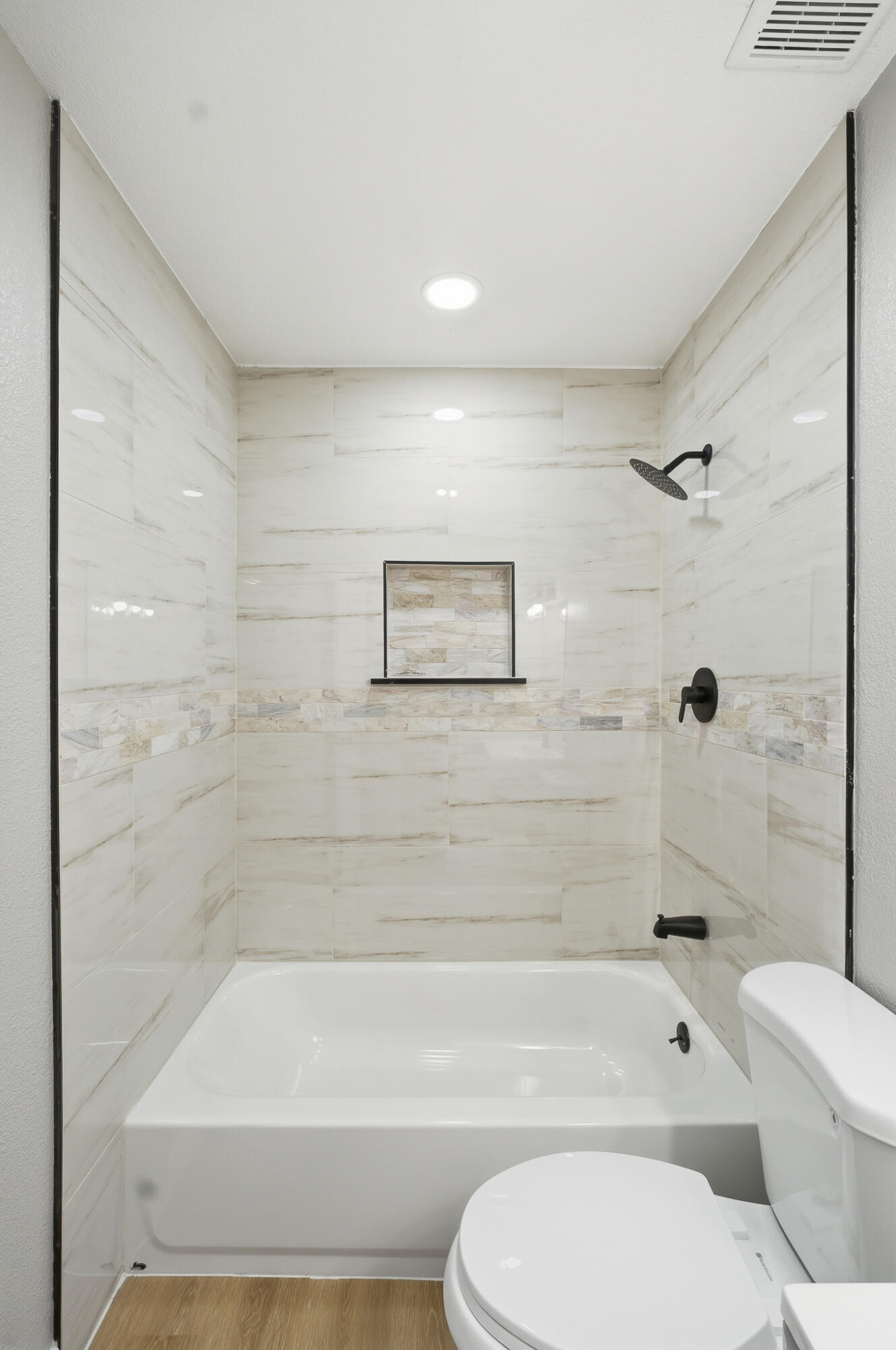 3311 W Sue Ave, Visalia, CA 93277