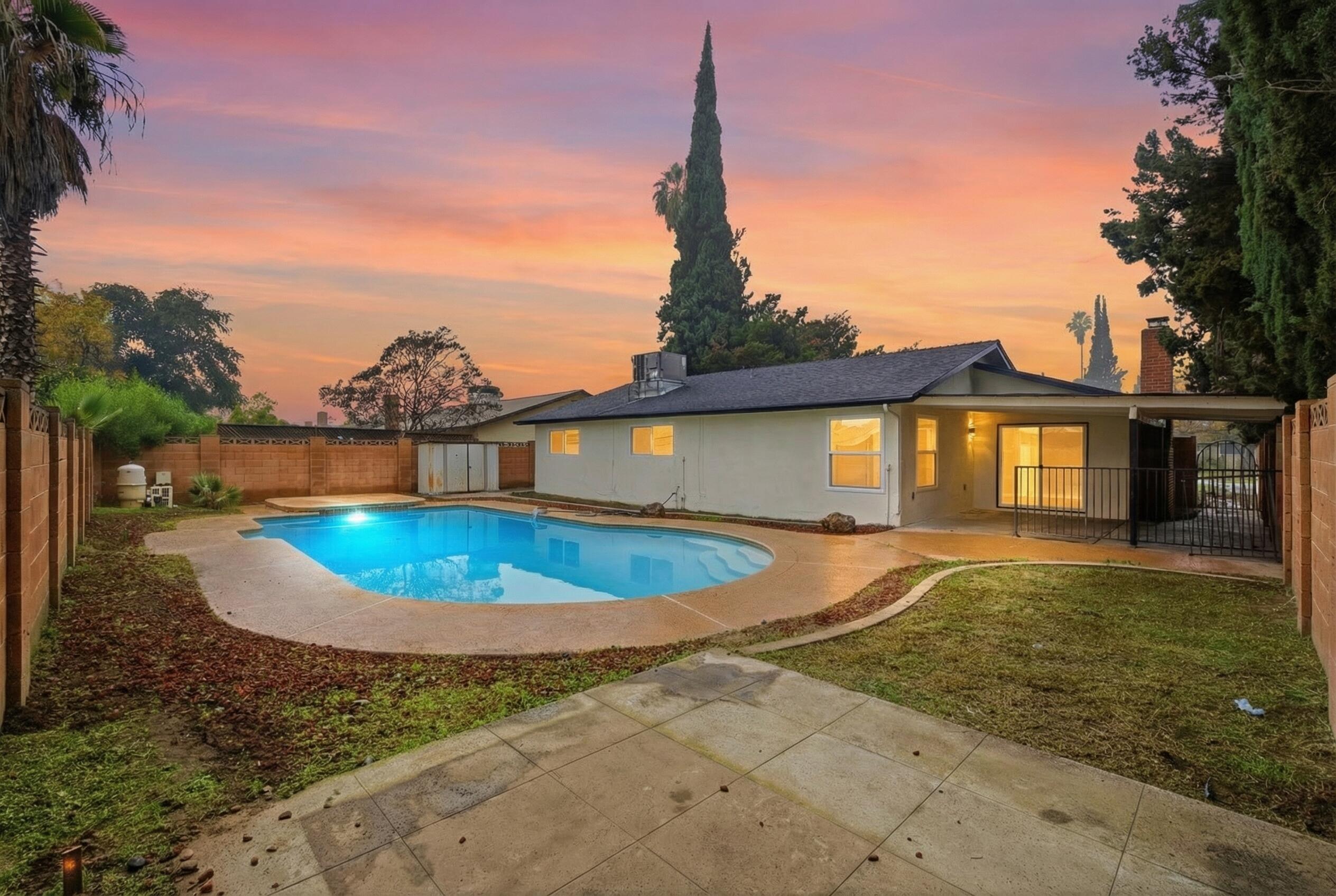 3311 W Sue Ave, Visalia, CA 93277