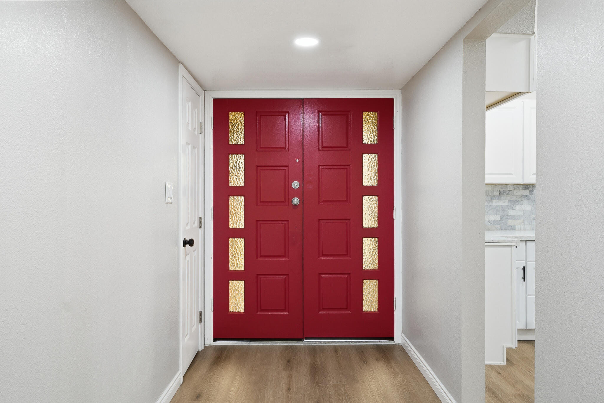 3311 W Sue Ave, Visalia, CA 93277