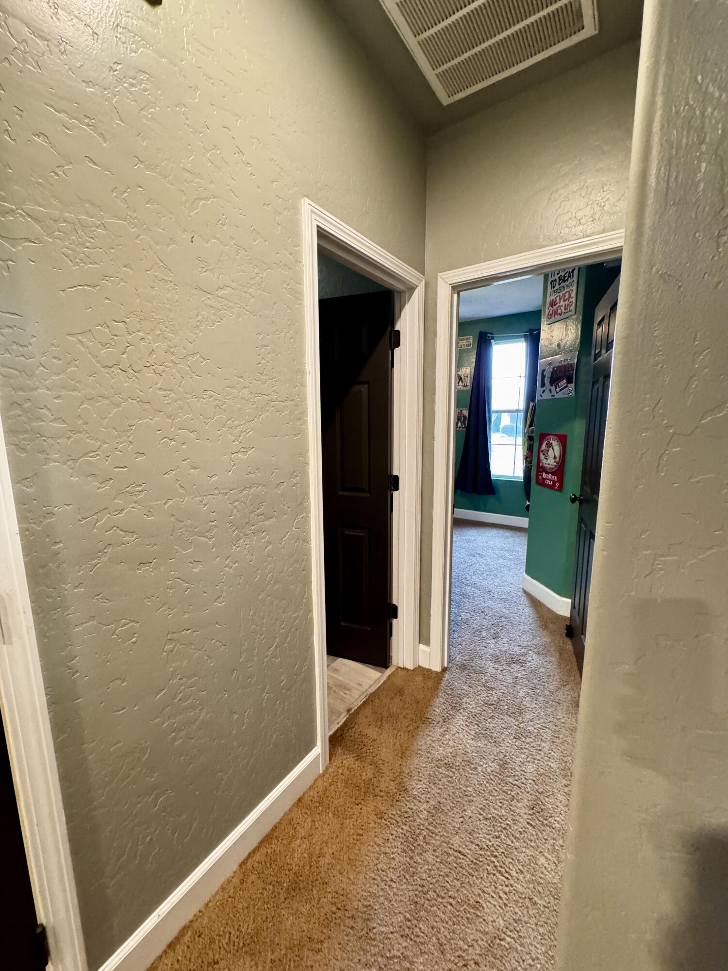 2945 W Vine Ave, Visalia, CA 93291