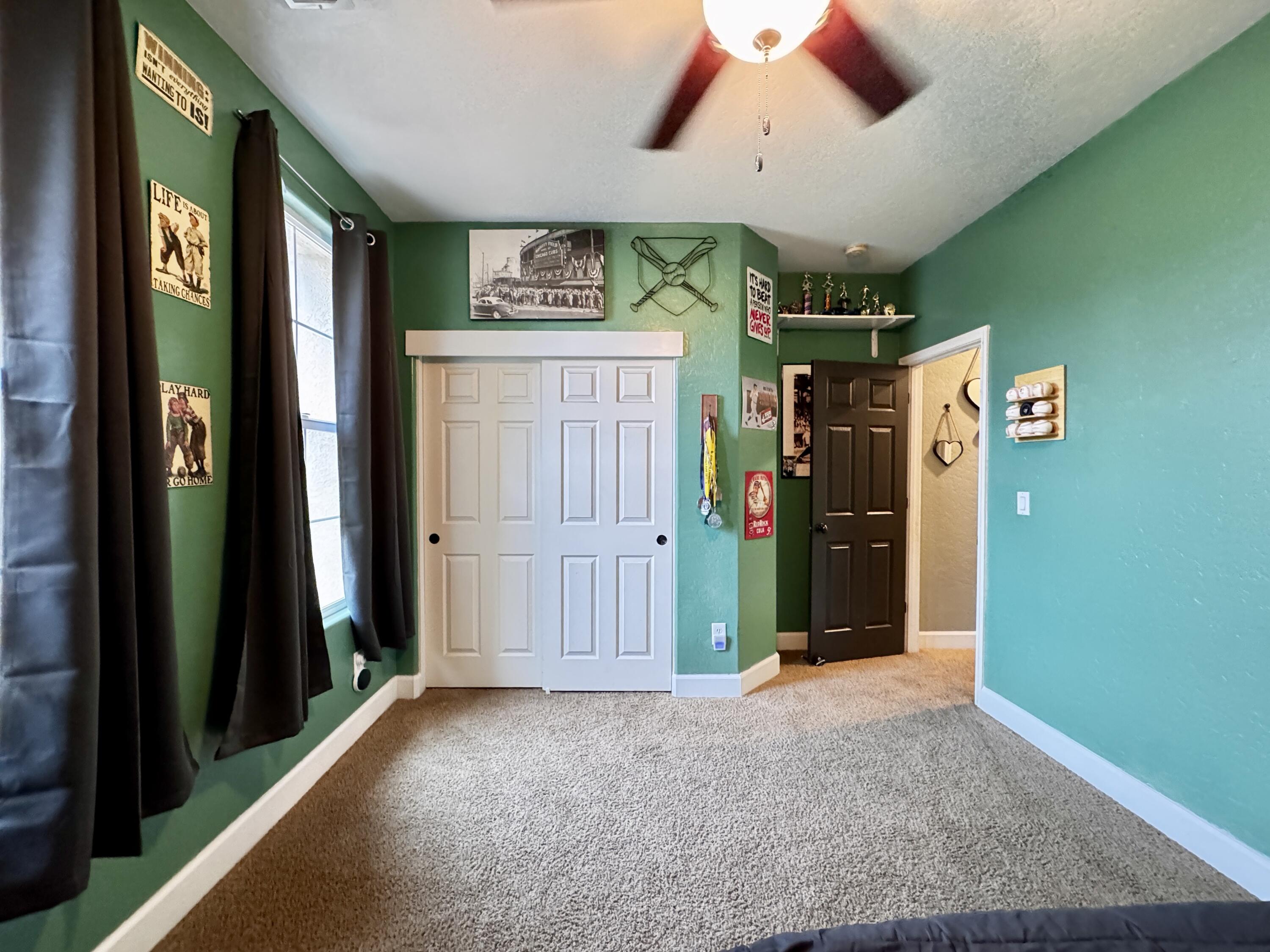 2945 W Vine Ave, Visalia, CA 93291