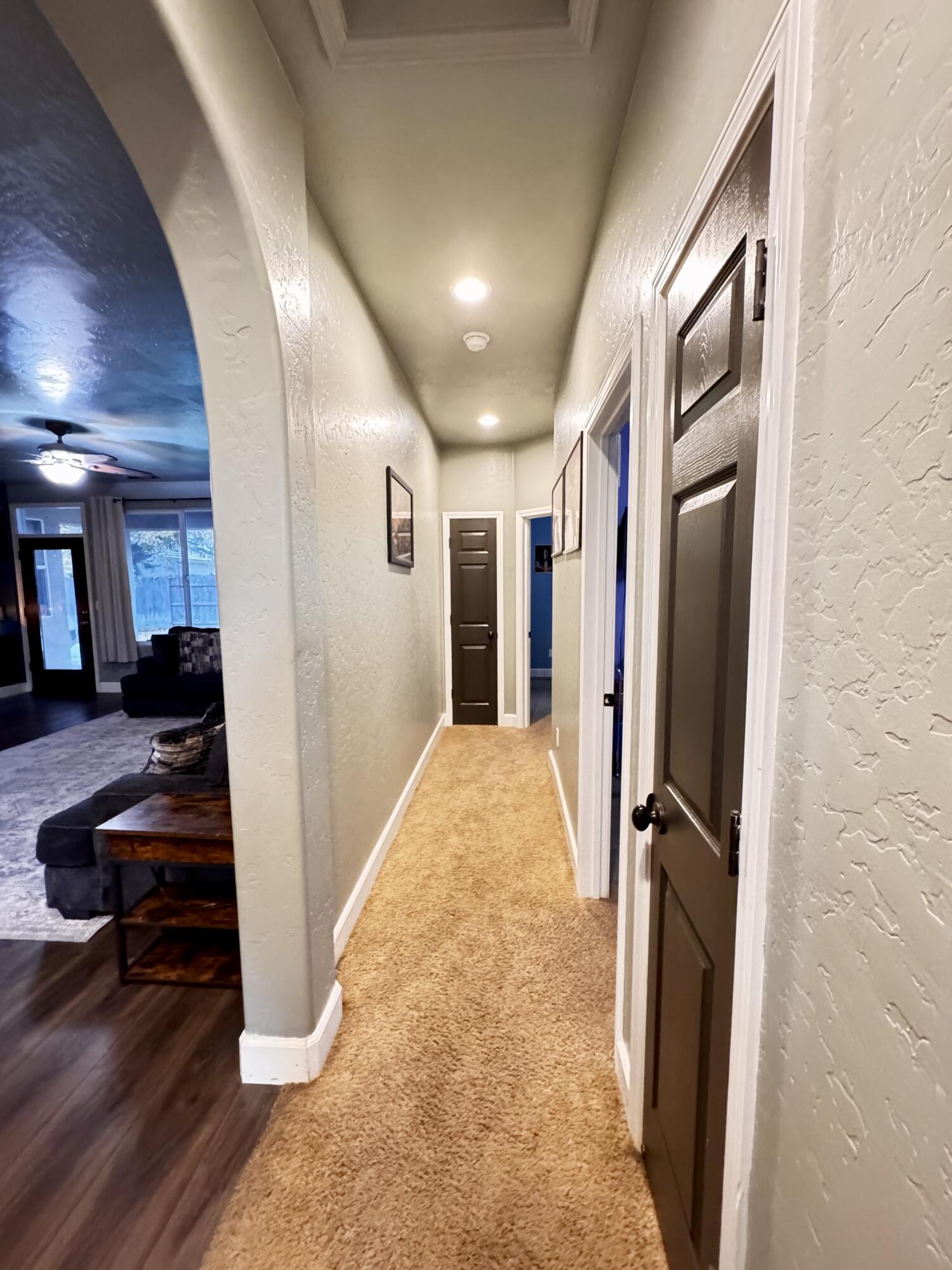 2945 W Vine Ave, Visalia, CA 93291