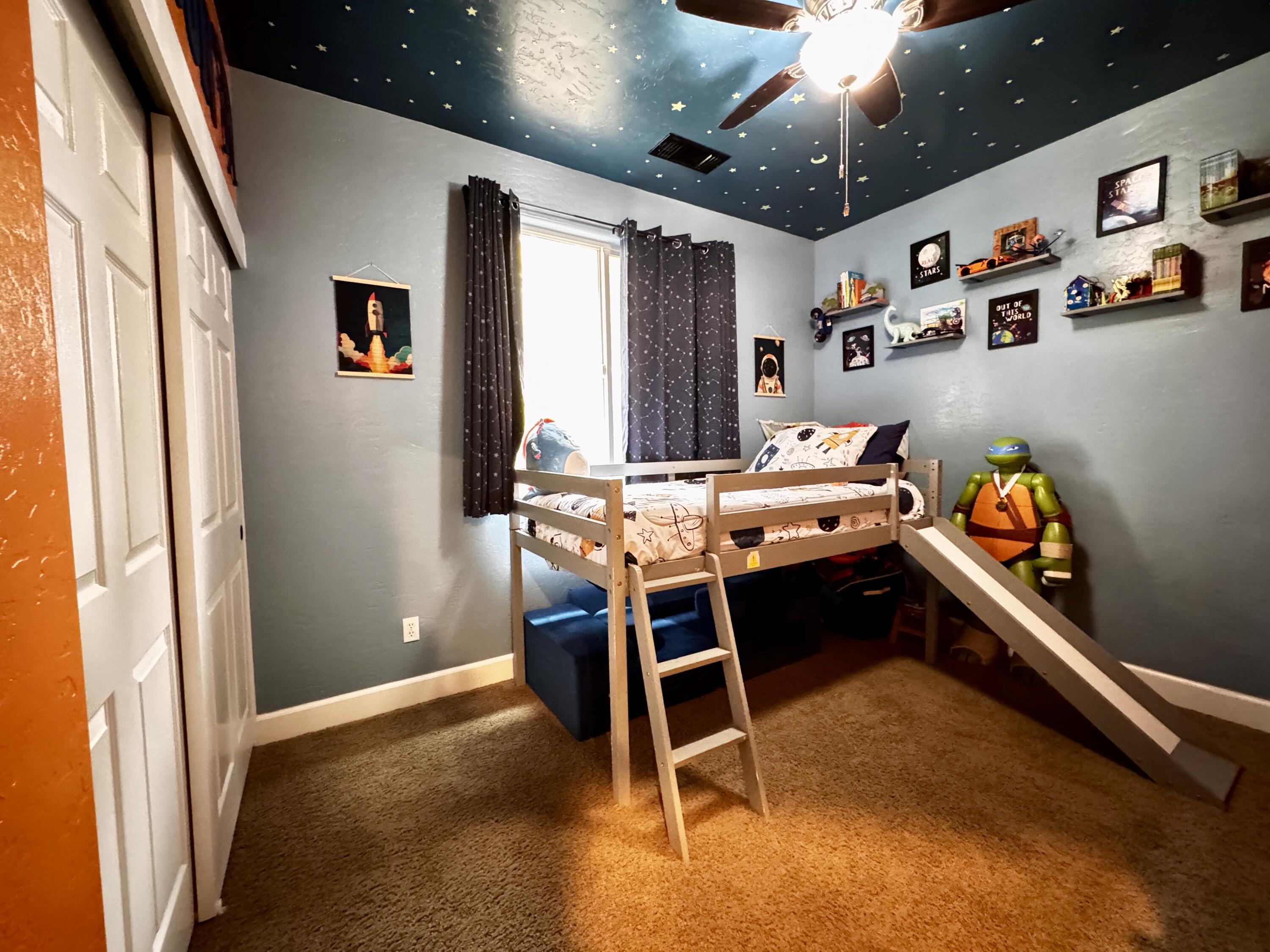 2945 W Vine Ave, Visalia, CA 93291