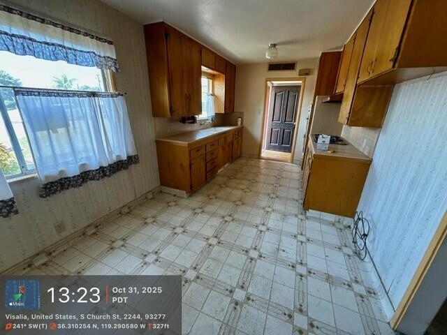 2244 S Church St, Visalia, CA 93277