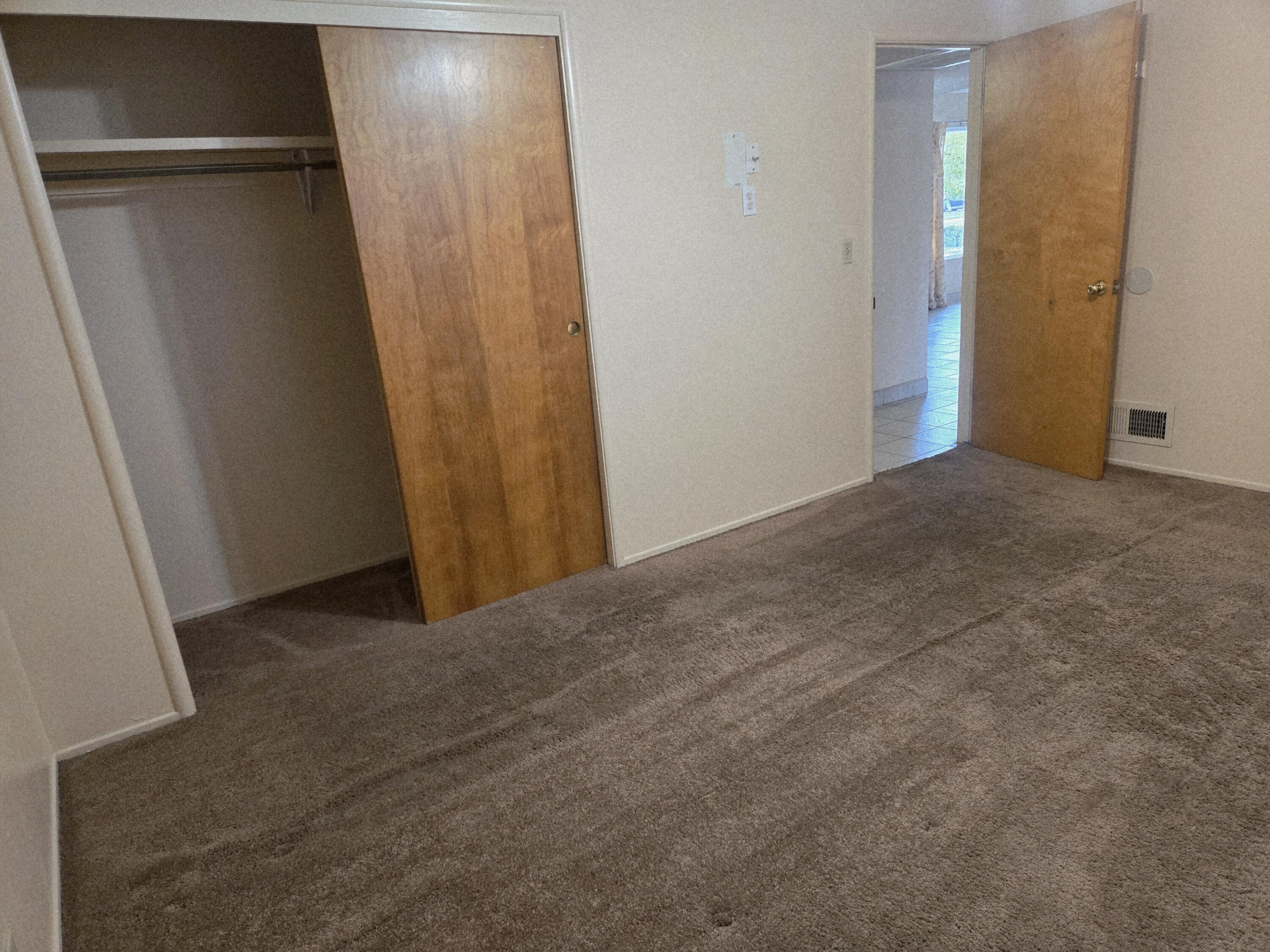 1448 E Akers Way, Dinuba, CA 93618