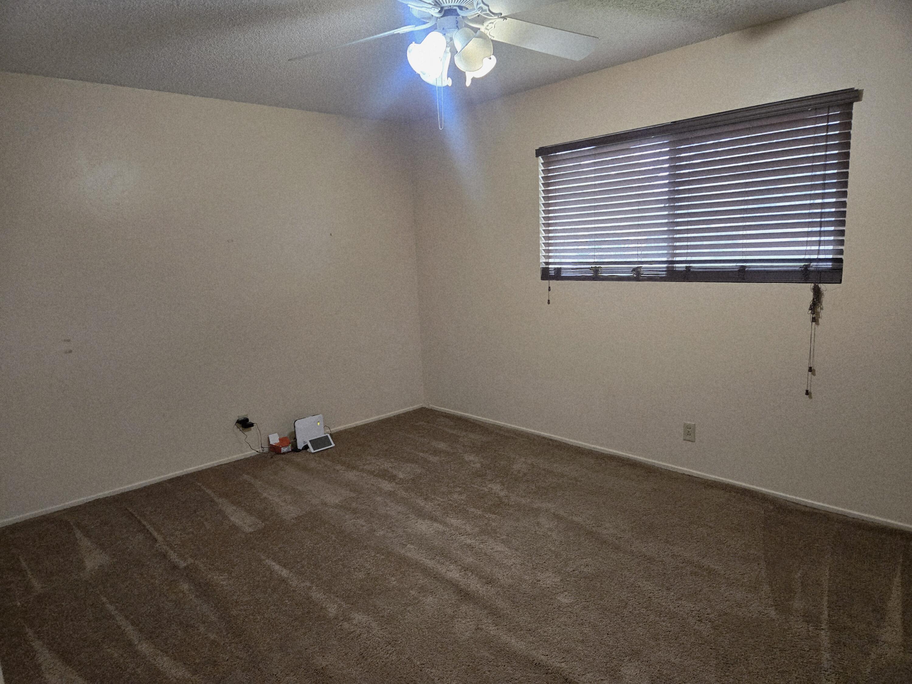 1448 E Akers Way, Dinuba, CA 93618