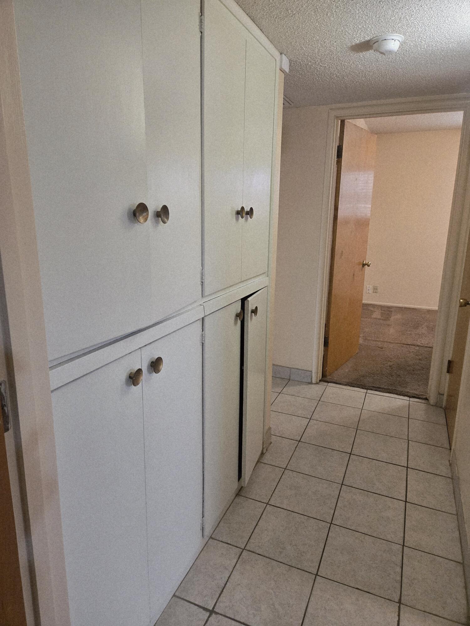 1448 E Akers Way, Dinuba, CA 93618