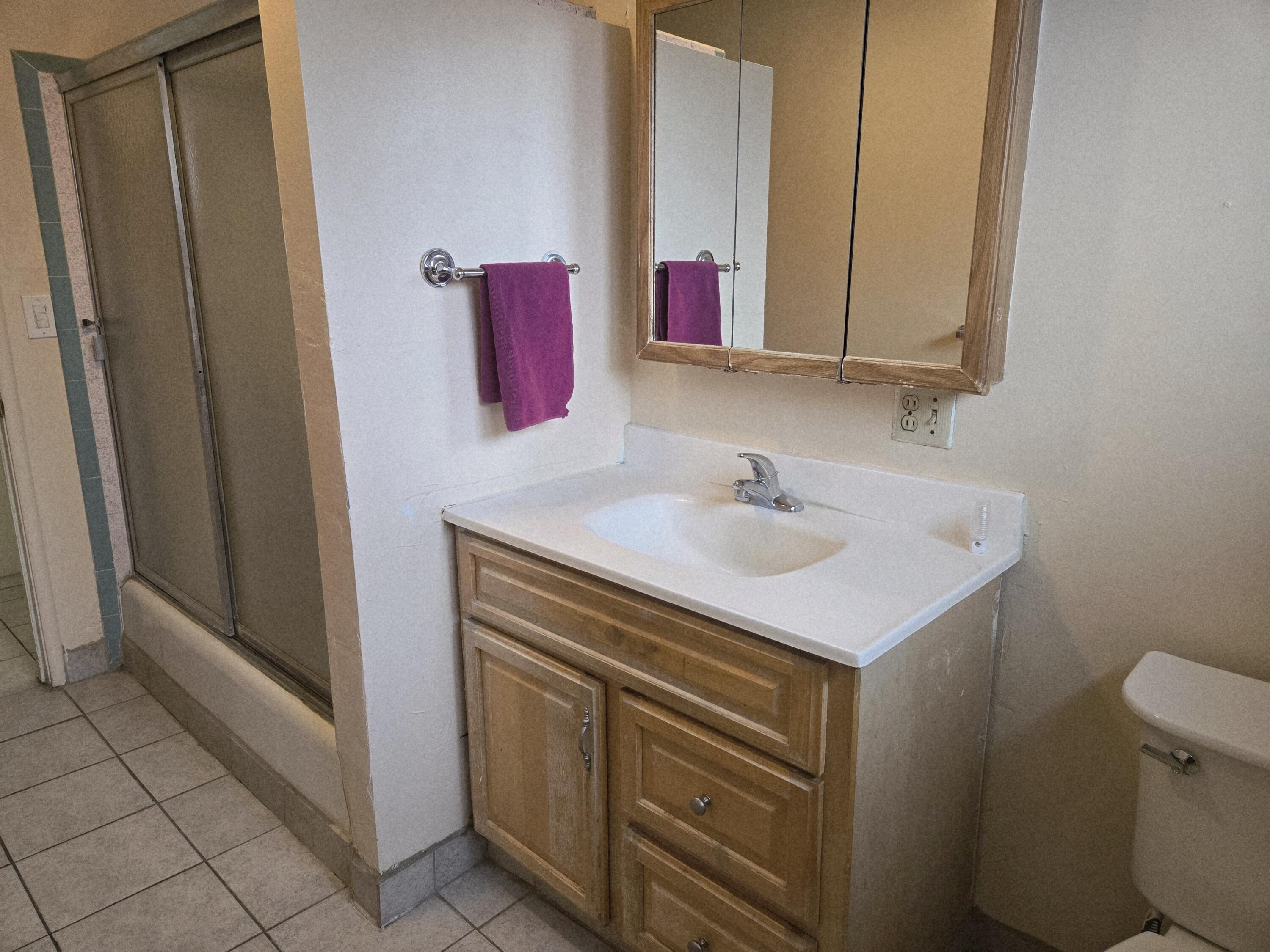 1448 E Akers Way, Dinuba, CA 93618