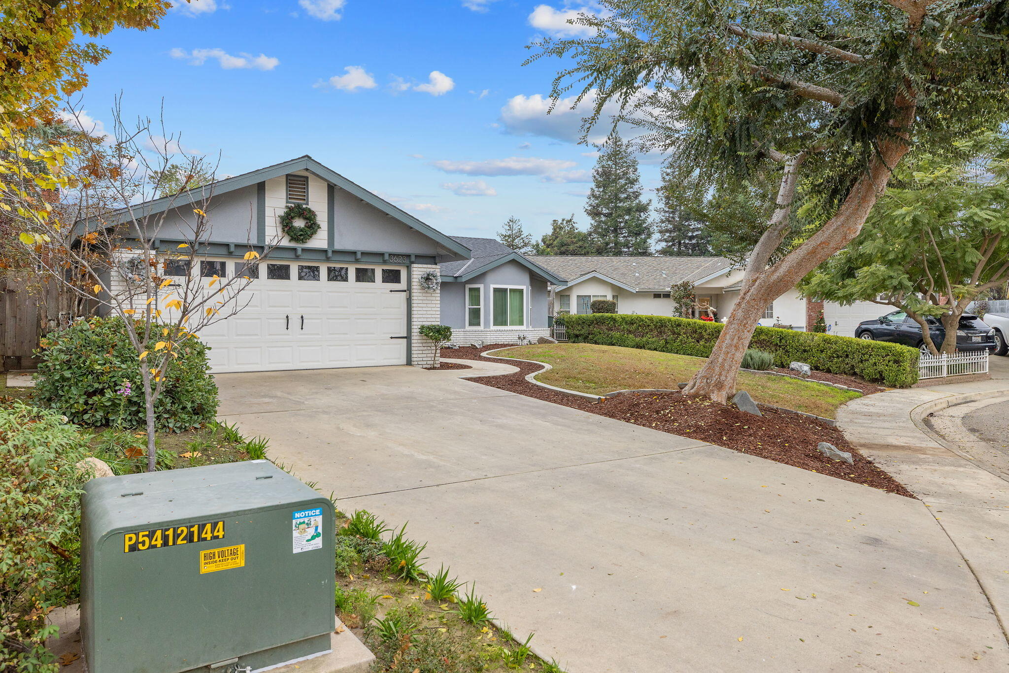 3623 E Acequia Ct, Visalia, CA 93292