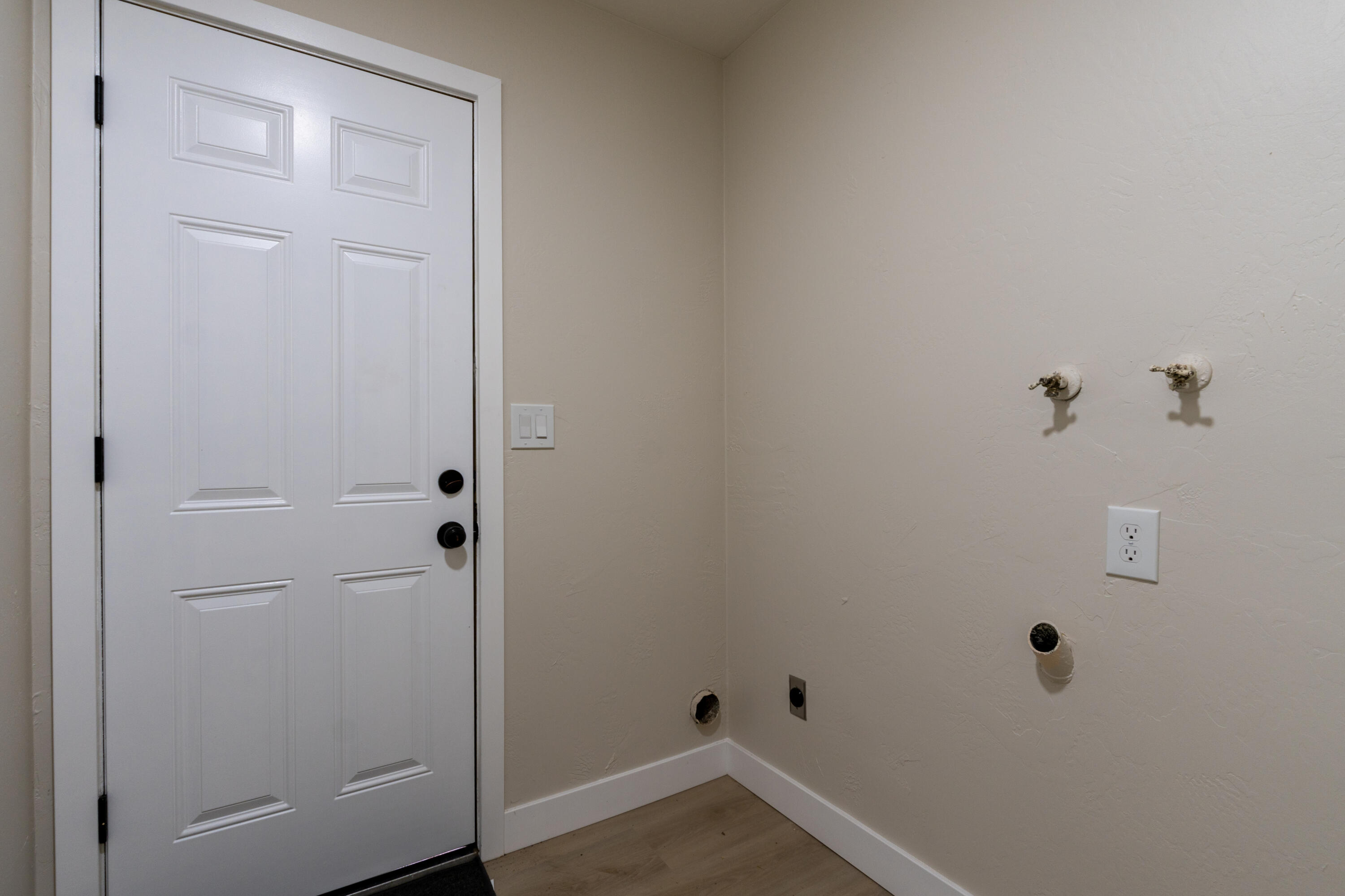 6075 N Selland Ave, Fresno, CA 93711