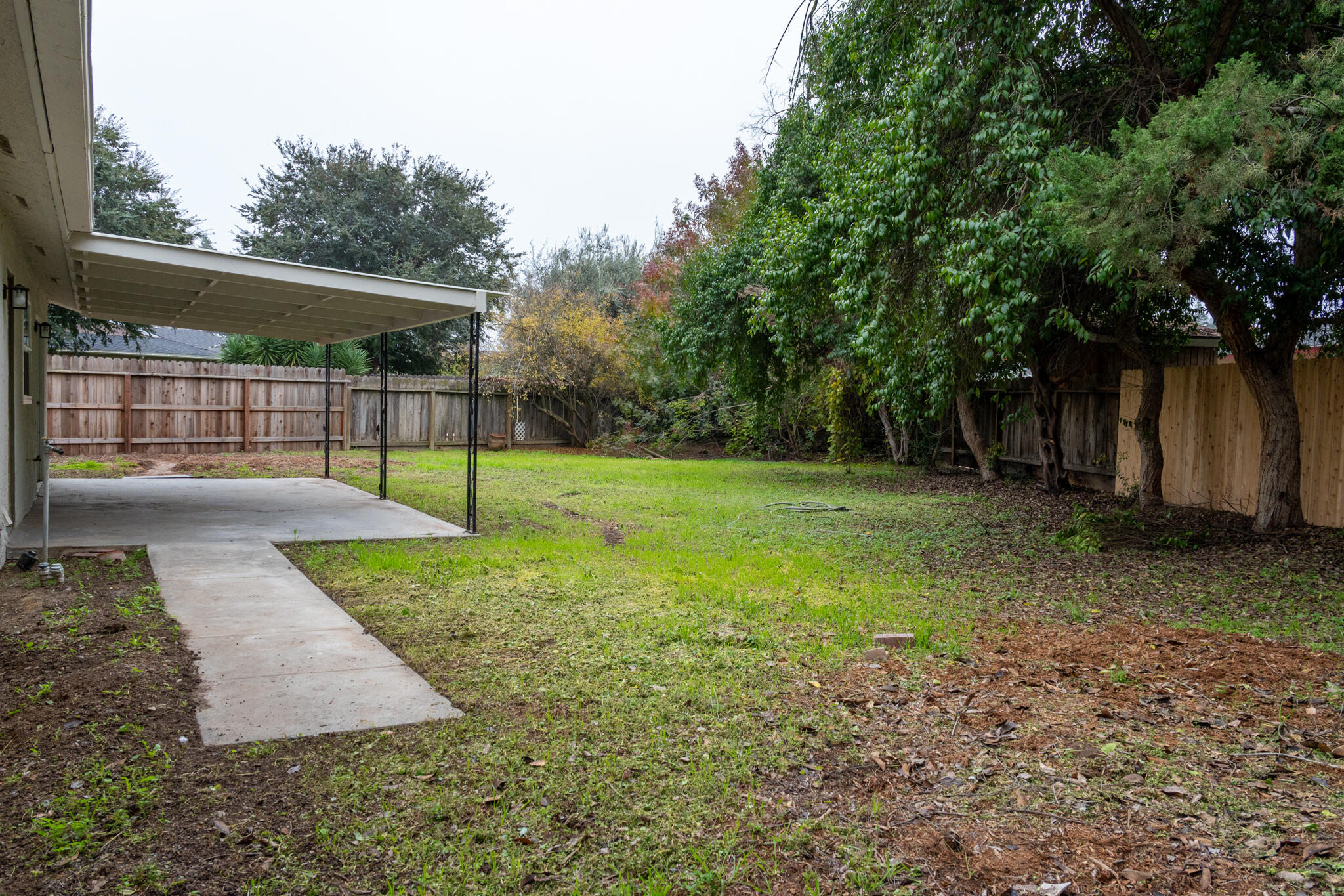 6075 N Selland Ave, Fresno, CA 93711