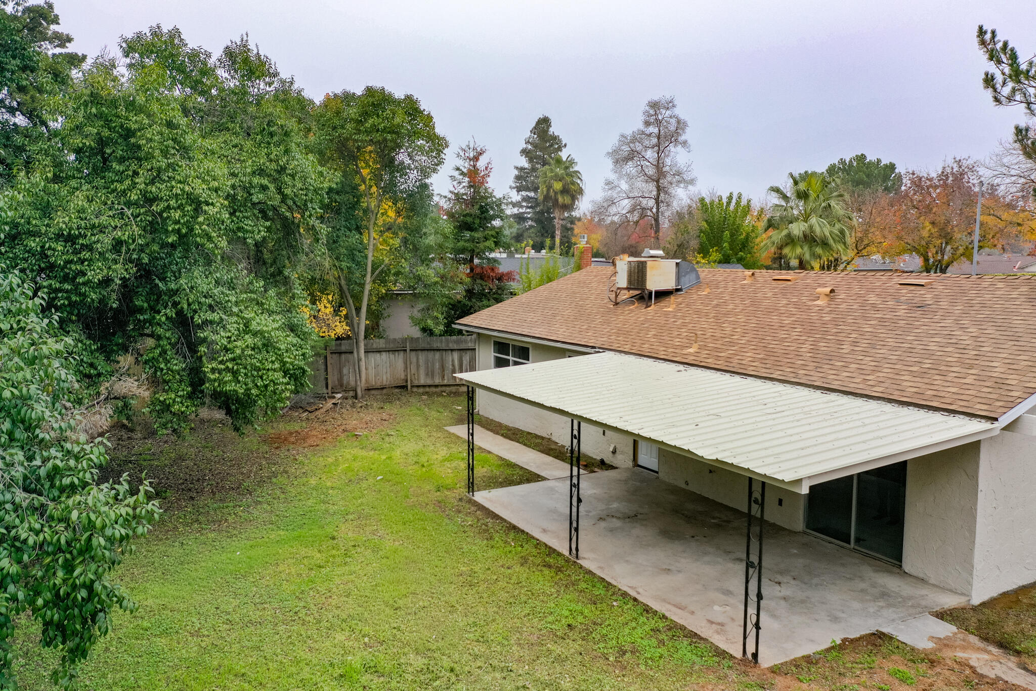 6075 N Selland Ave, Fresno, CA 93711