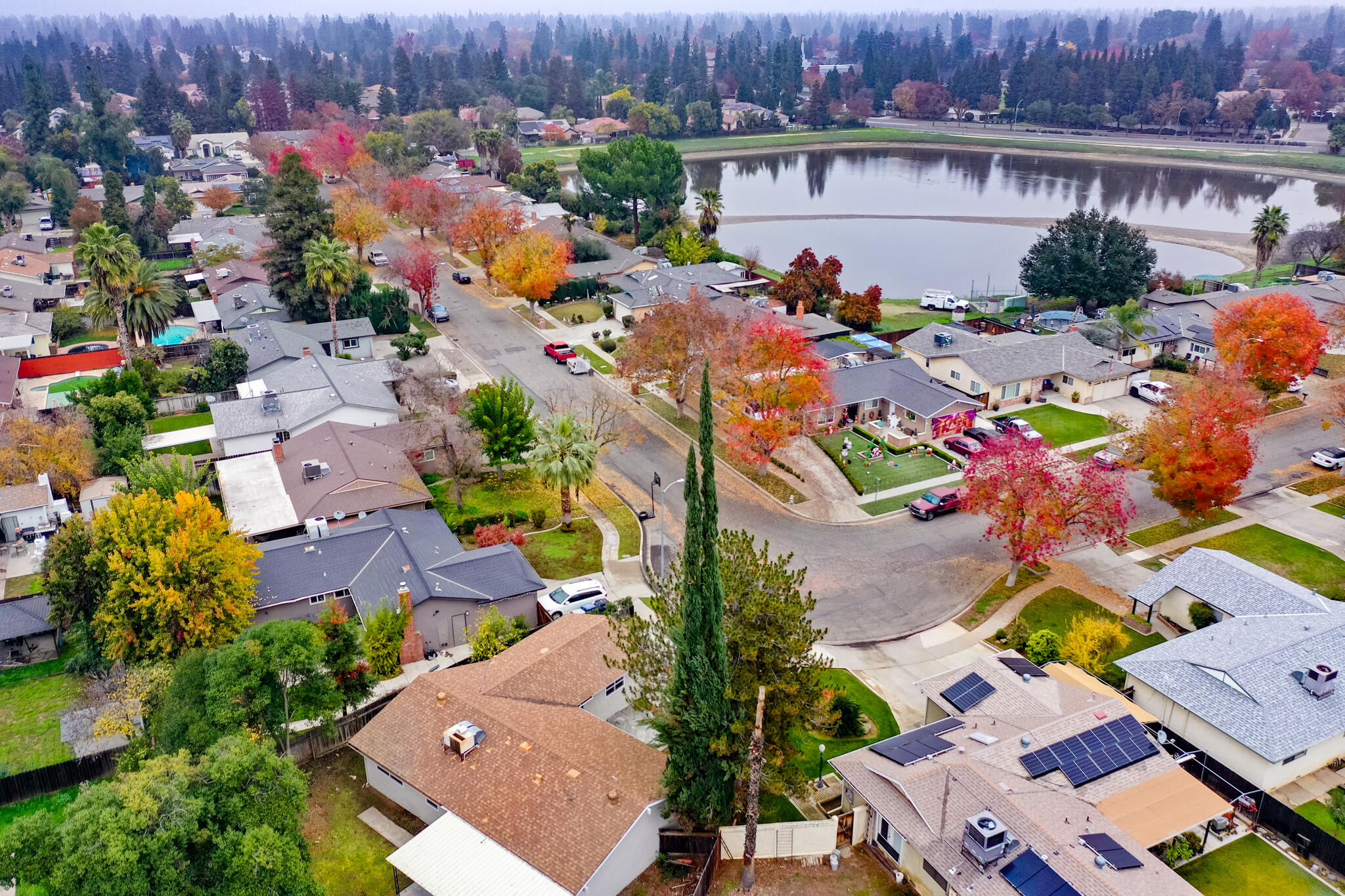 6075 N Selland Ave, Fresno, CA 93711